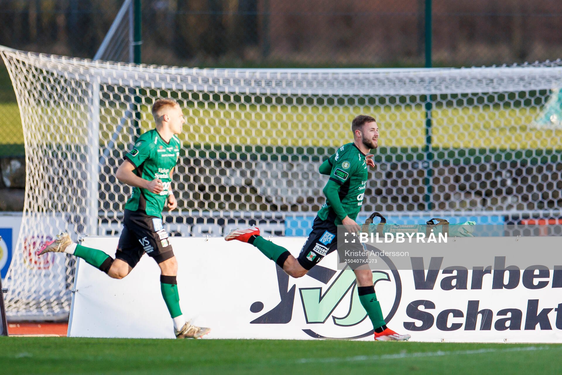 Varbergs Oliver Alfonsi jublar