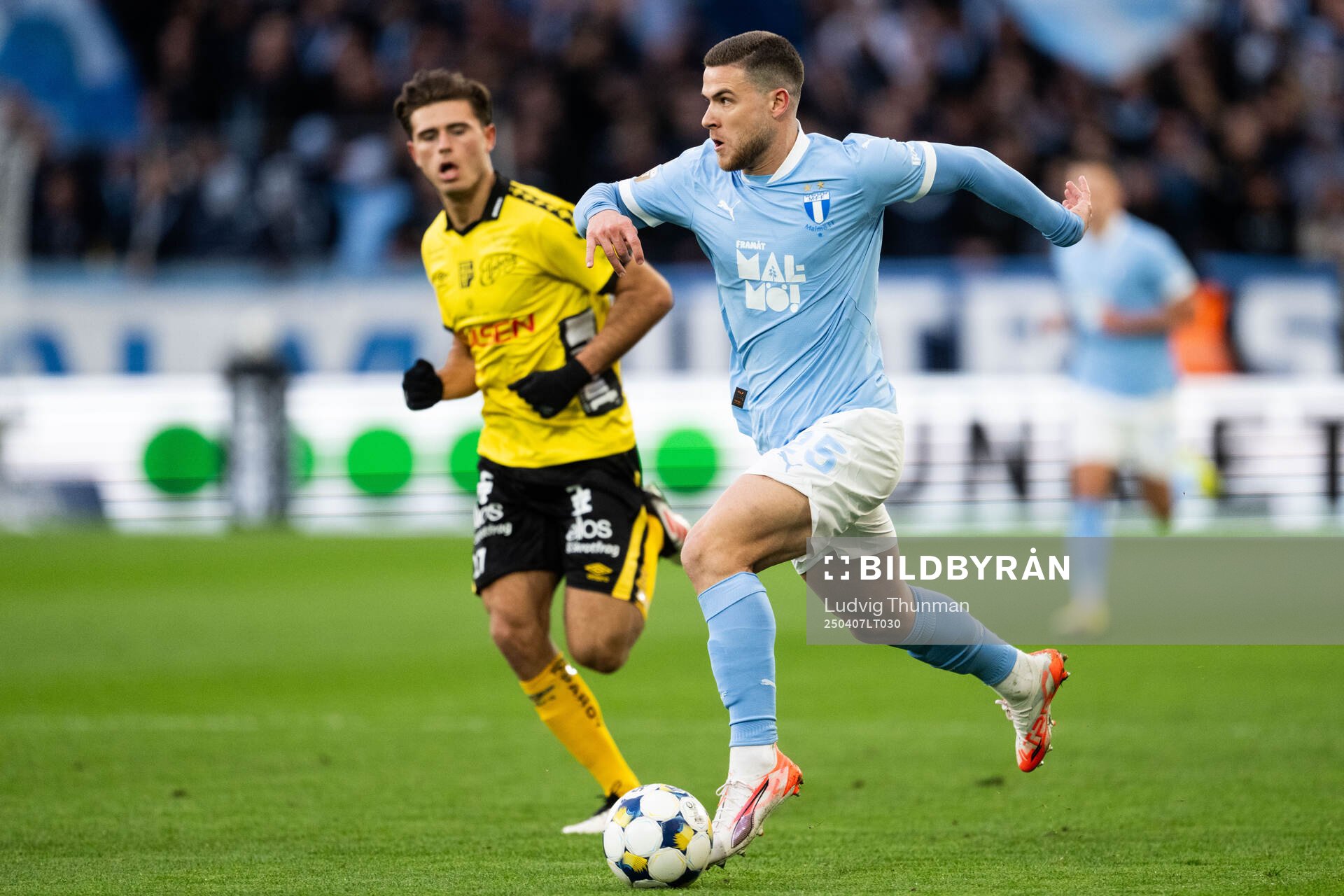 Elfsborgs Besfort Zeneli och Malmö FFs Gabriel Dal Toe