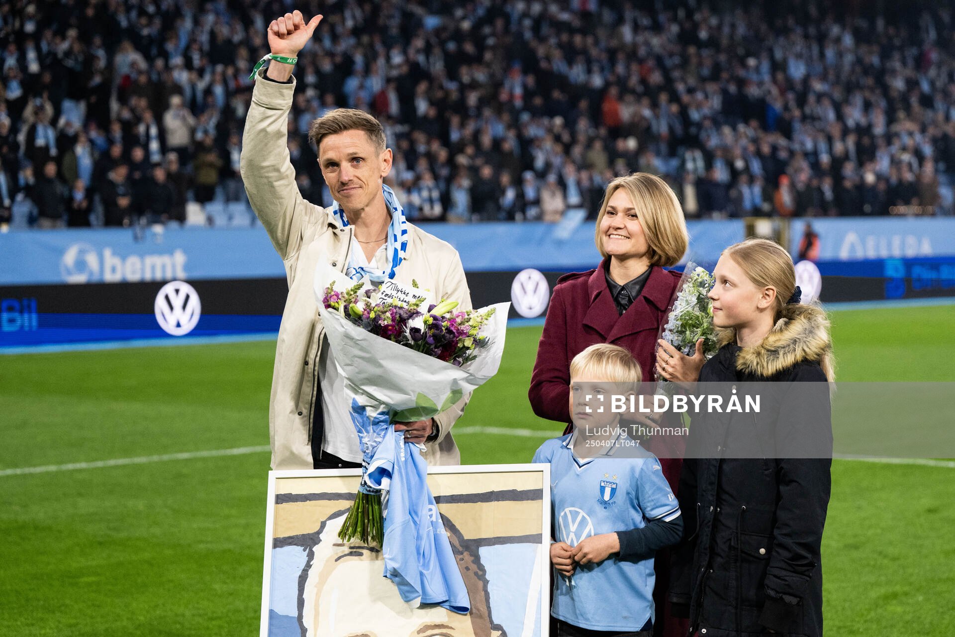 Malmö FFs Sören Rieks tackas av i halvtid av
