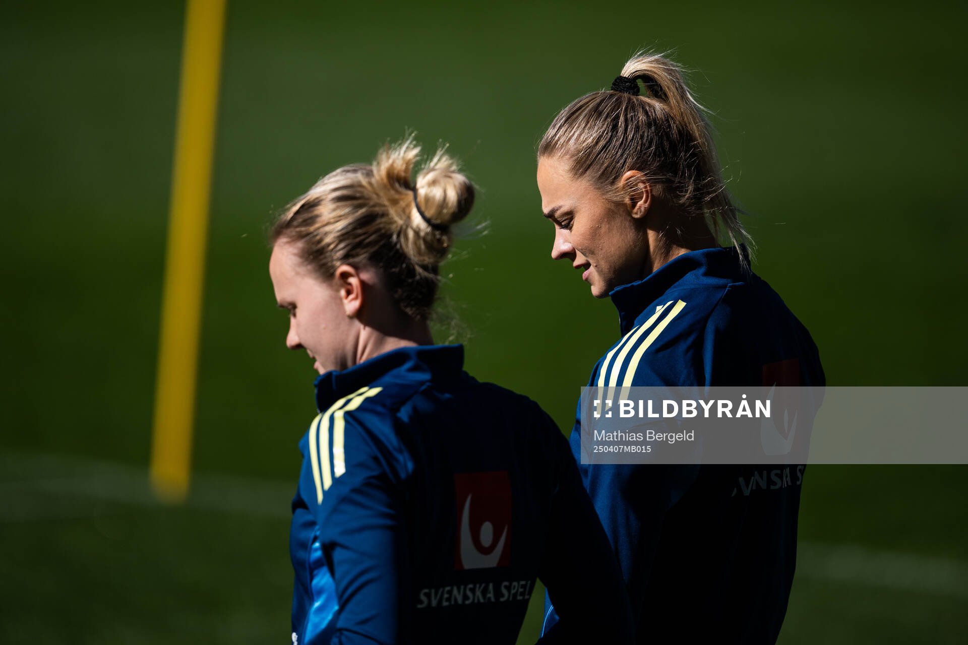 Matilda Vinberg and Fridolina Rolfö of the Swedish women's
