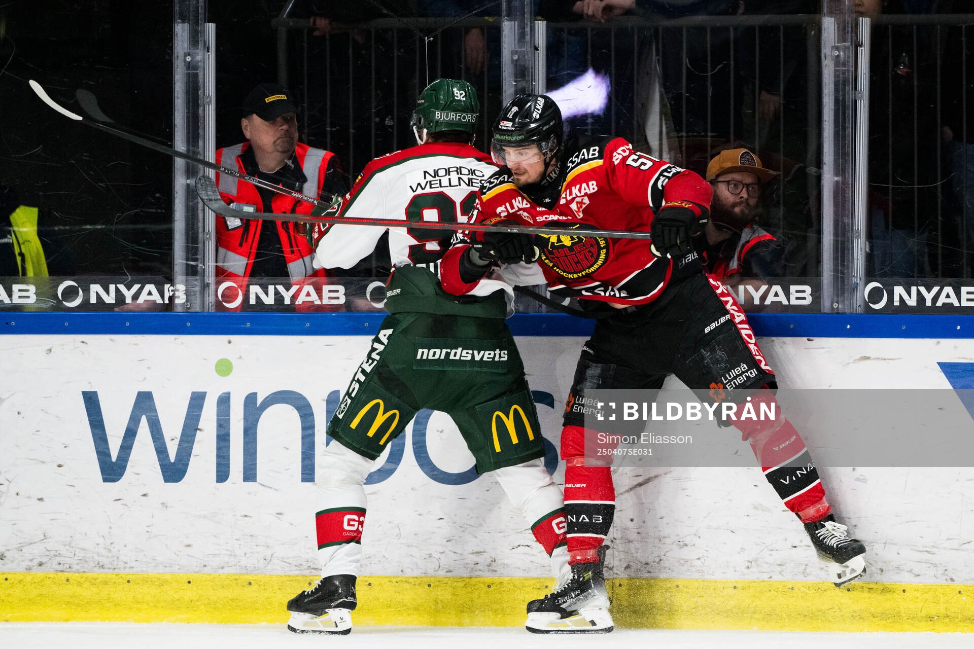 Frölundas Filip Cederqvist och Luleås Markus Nurmi