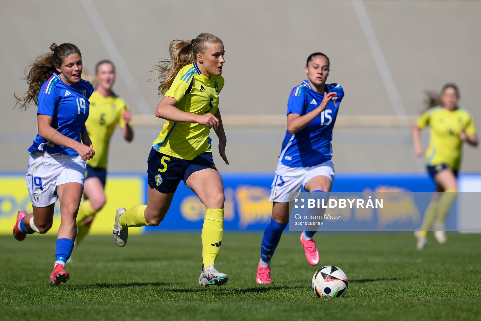 Smilla Holmberg of Sweden