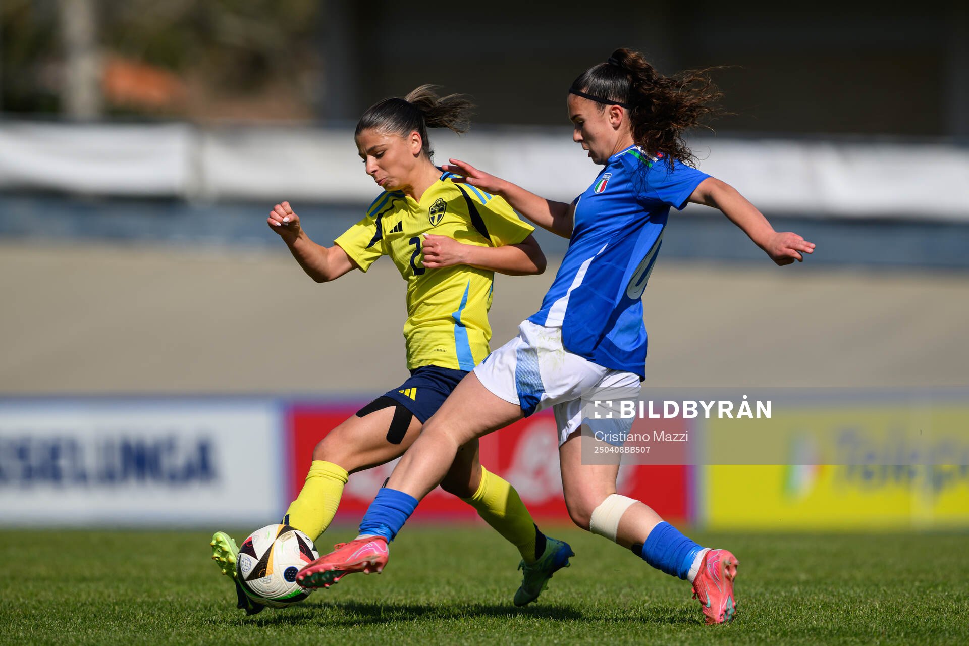 Mikaela Stojanovska of Sweden and Giada Pellegrino Cim of Italy during the UEFA Women's Under-19 Euro Qualifier football match between Italy and Sweden on April 8, 2025 in Forli.