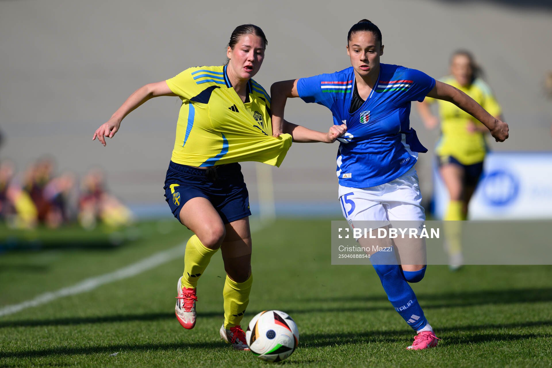 Novalie Jensen of Sweden and Emma Lombardi of Italy
