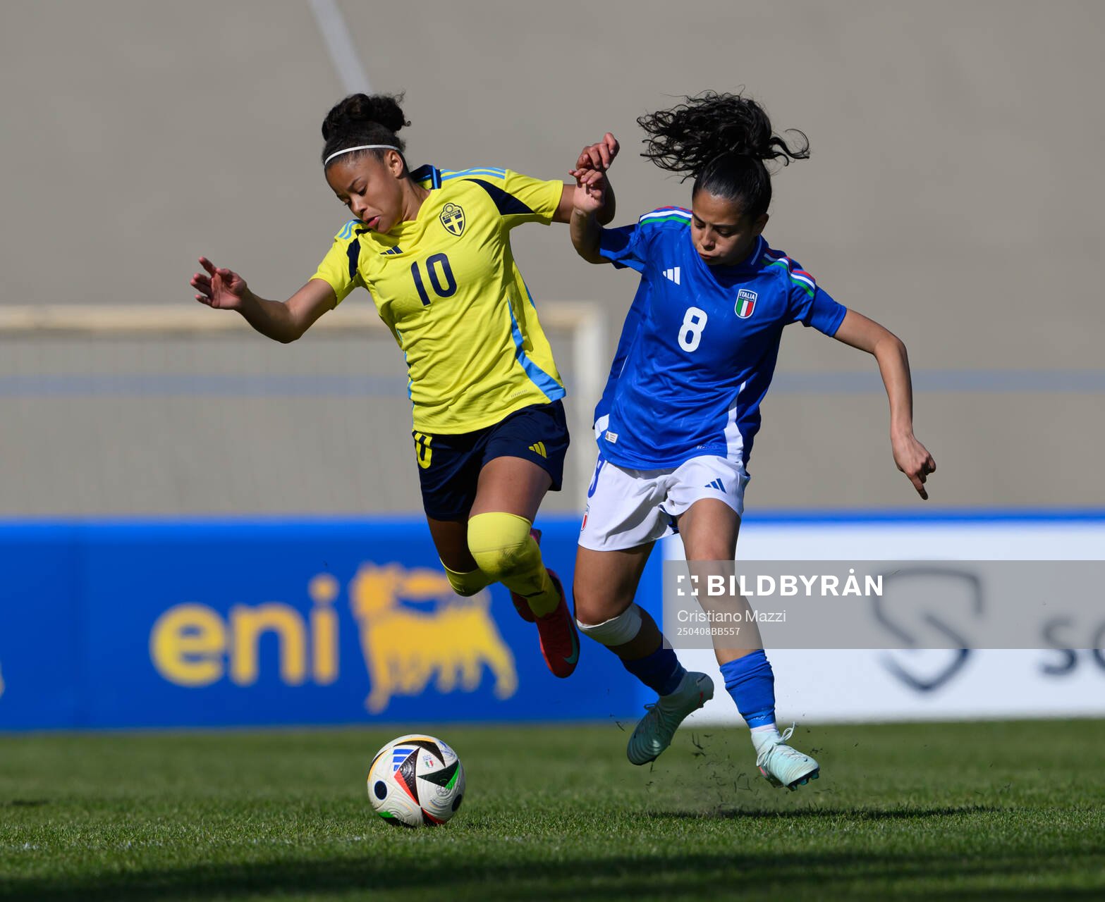 Felicia Schröder of Sweden and Paola Fadda of Italy during the UEFA Women's Under-19 Euro Qualifier football match between Italy and Sweden on April 8, 2025 in Forli.
