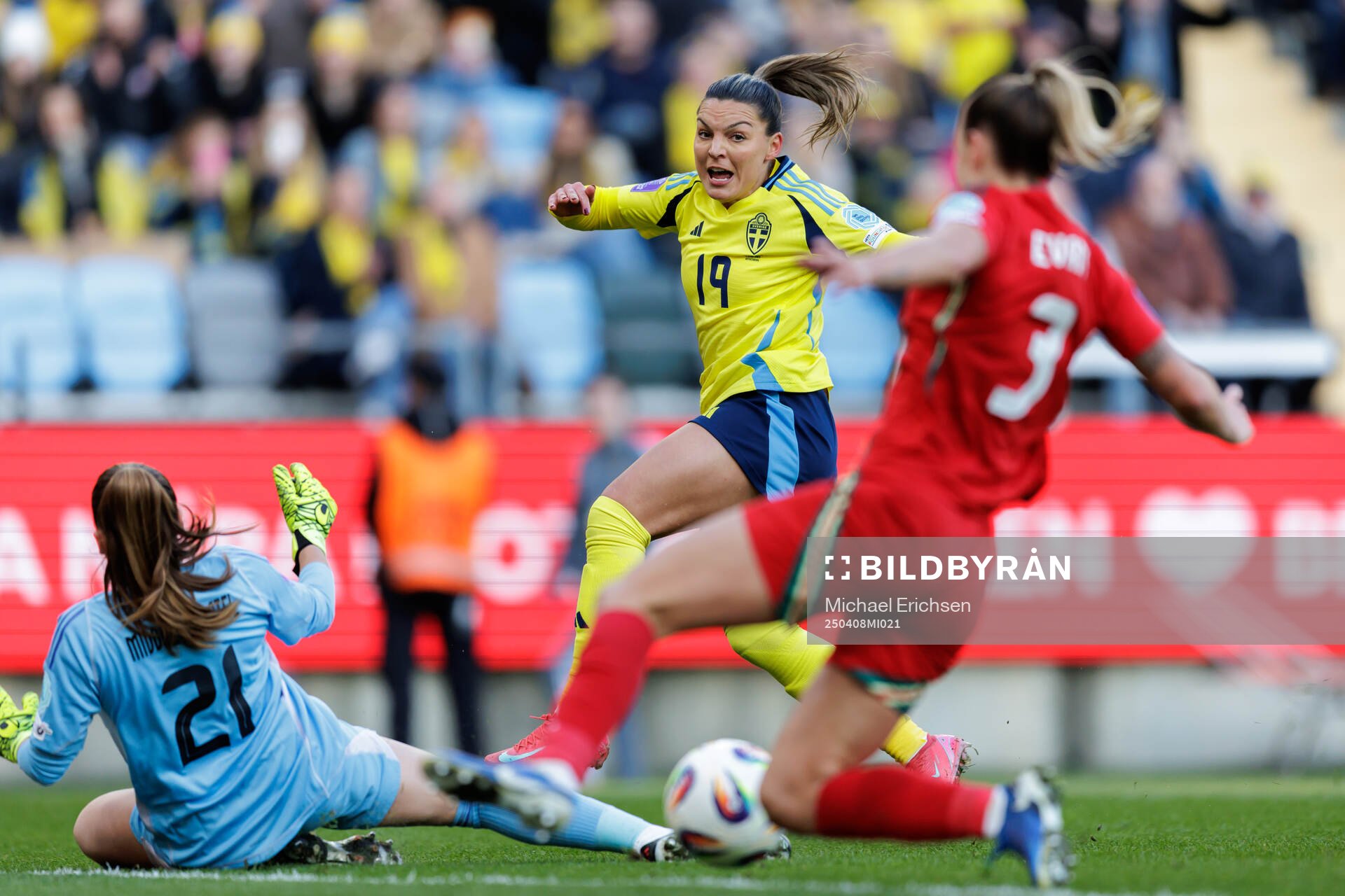 Johanna Rytting Kaneryd of Sweden against goalkeeper Safia