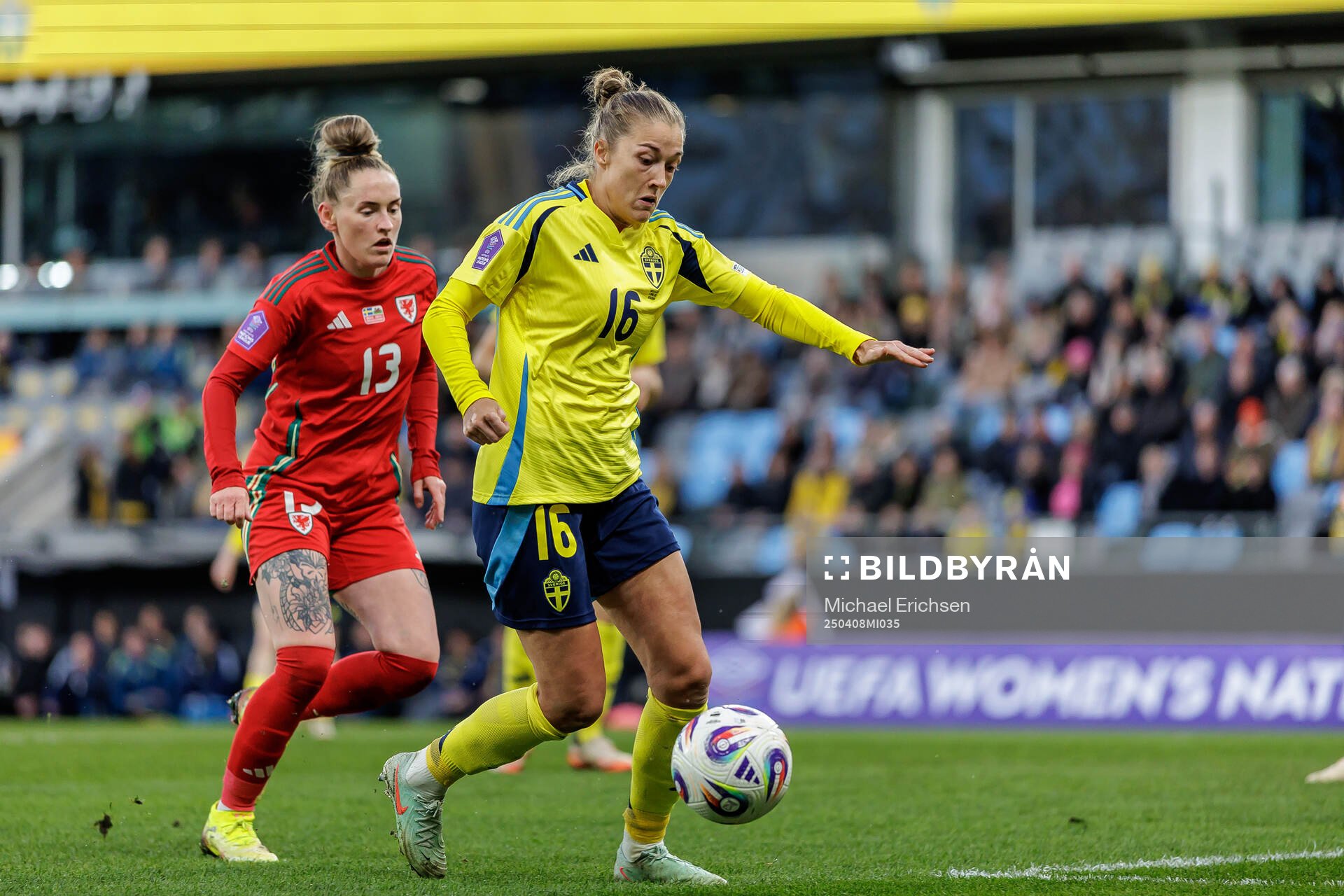 Ellen Jones of Wales and Filippa Angeldahl of Sweden