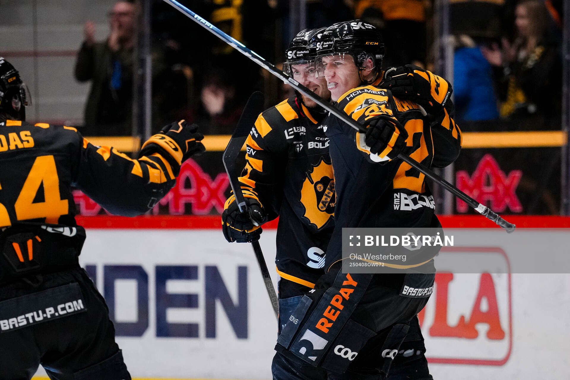 Skellefteås Michael Brandsegg-Nygård jublar