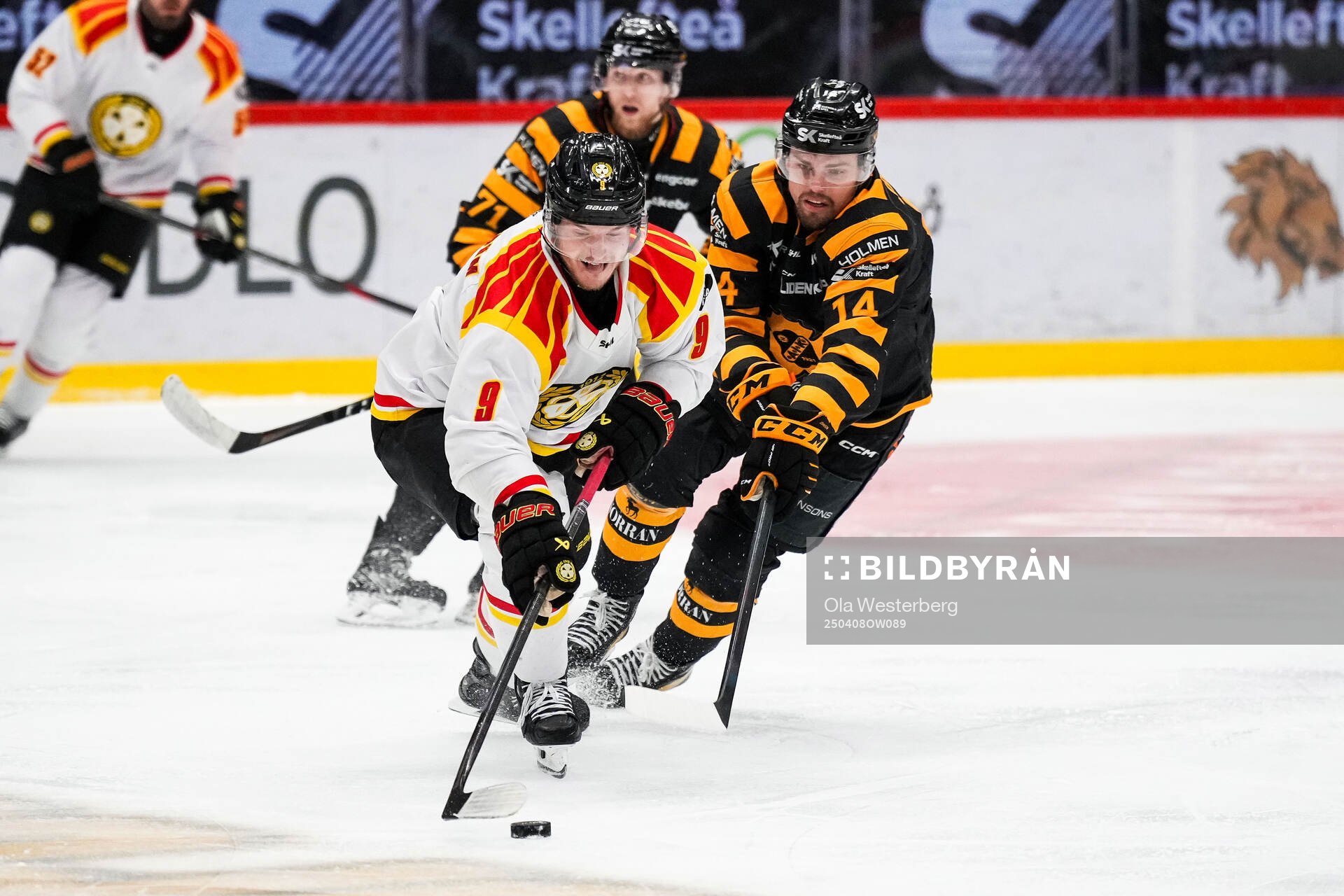 Brynäs Victor Söderström och Skellefteås Andreas Johnson