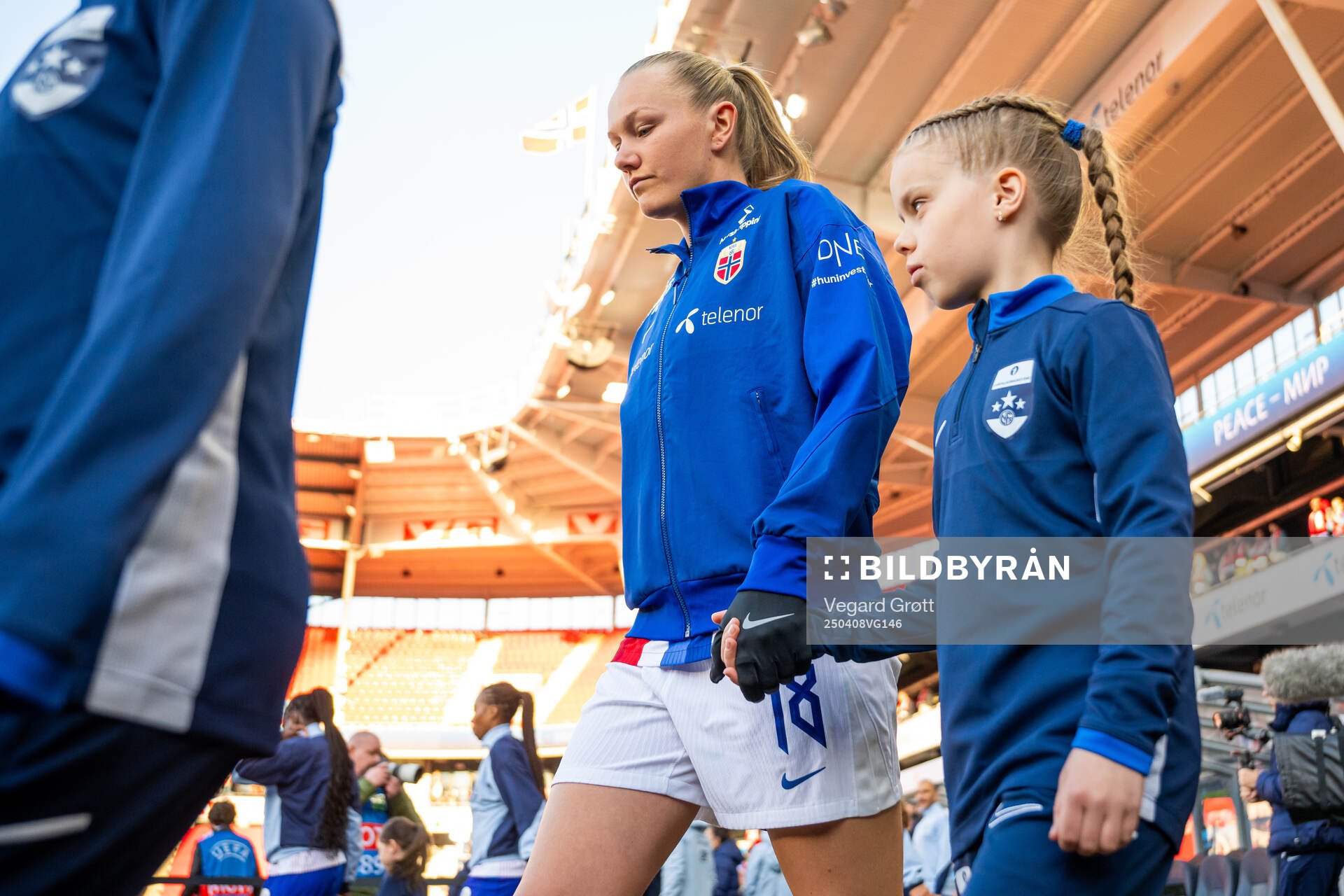 Frida Maanum of Norway enters the pitch ahead of the UEFA Women’s Nations League football match between Norway and France on April 8, 2025 in Oslo.