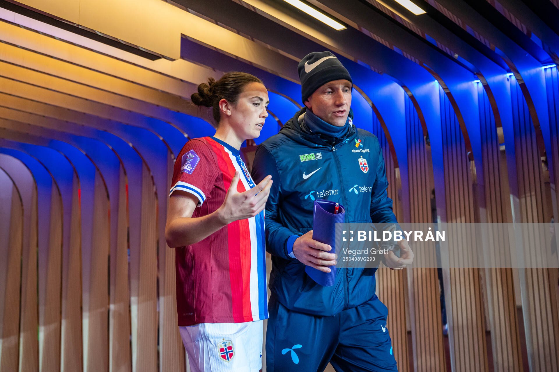 Ingrid Syrstad Engen and coach Terje Skjeldestad of Norway