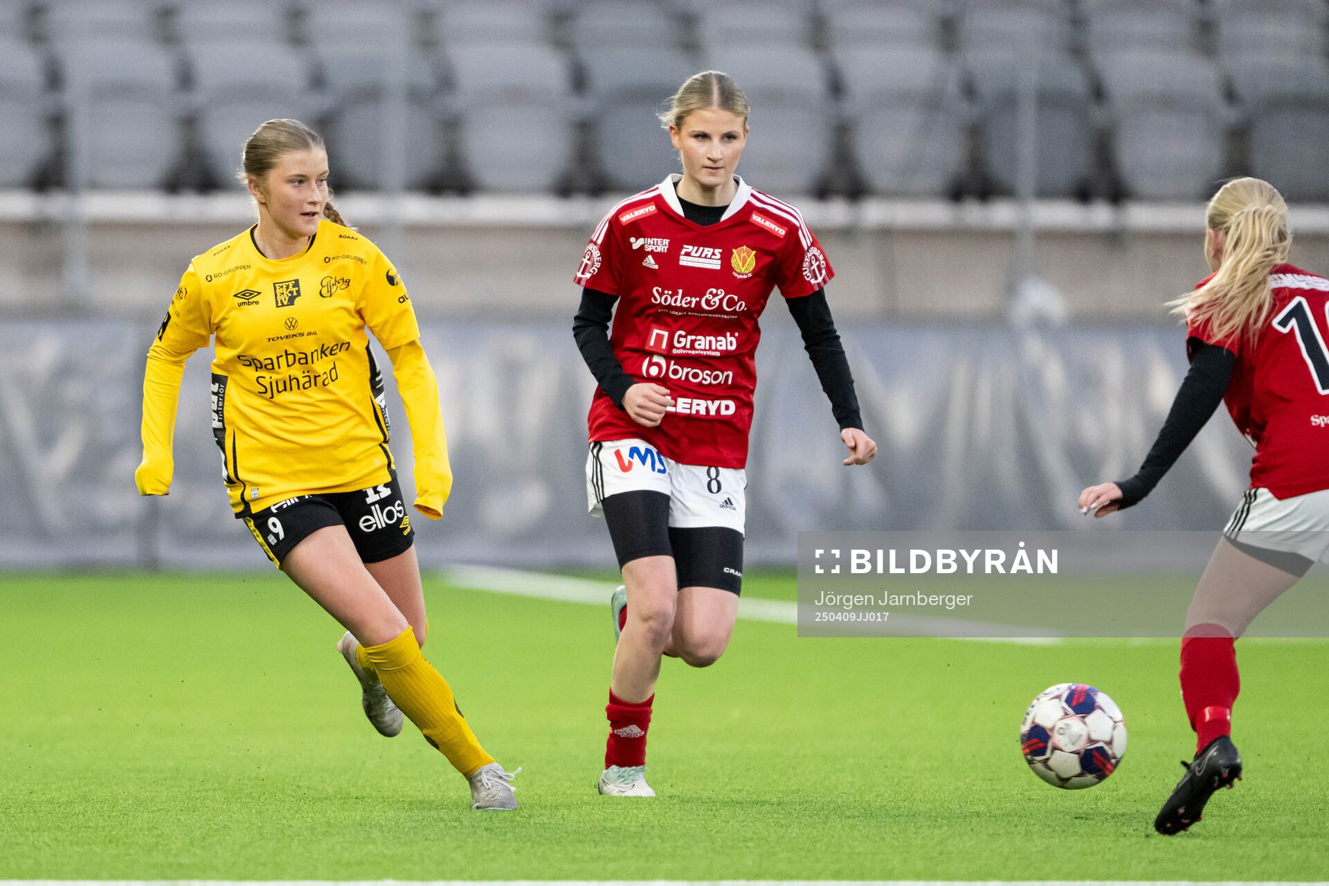 Elfsborgs Meja Harrysson under fotbollsmatchen i DM mellan Elfsborg och Vårgårda den 9 april 2025 i Borås. 