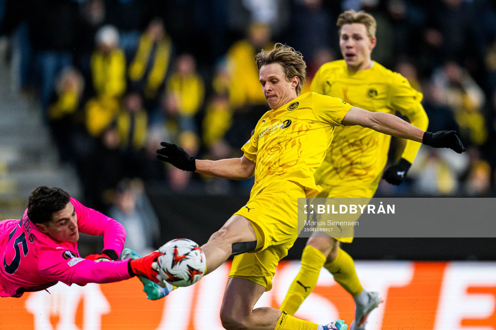 Ulrik Saltnes of Bodø/Glimt missing a chance to score