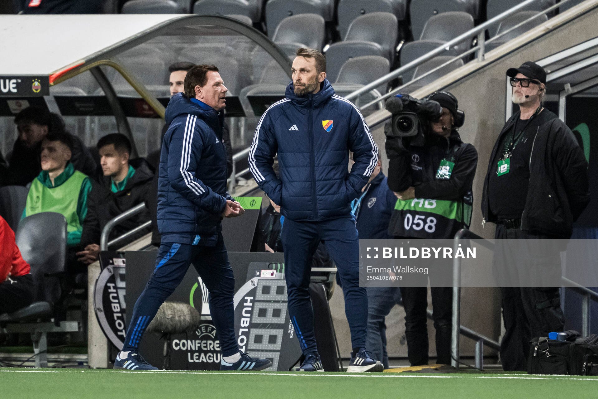 Assistant coach Christer Mattiasson and head coach Jani