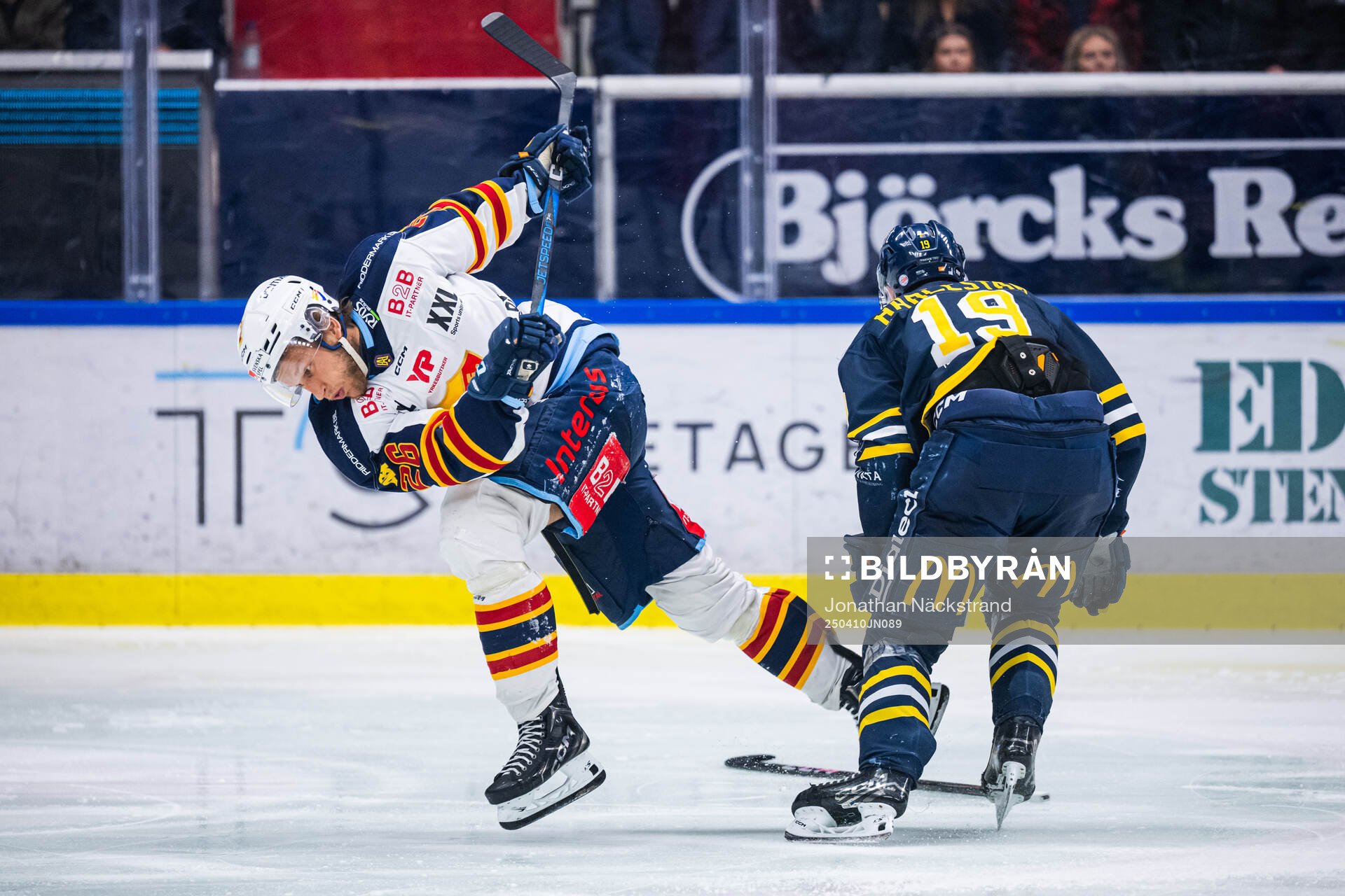 Djurgårdens Fredric Weigel och Södertäljes Hampus