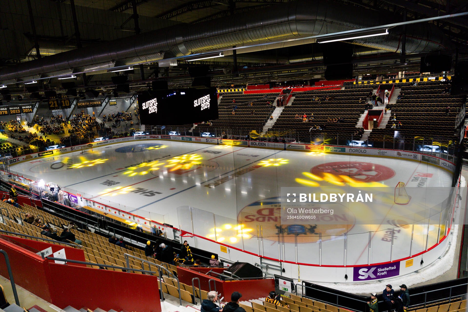 Skellefteå Kraft Arena före semifinal fyra i SHL mellan