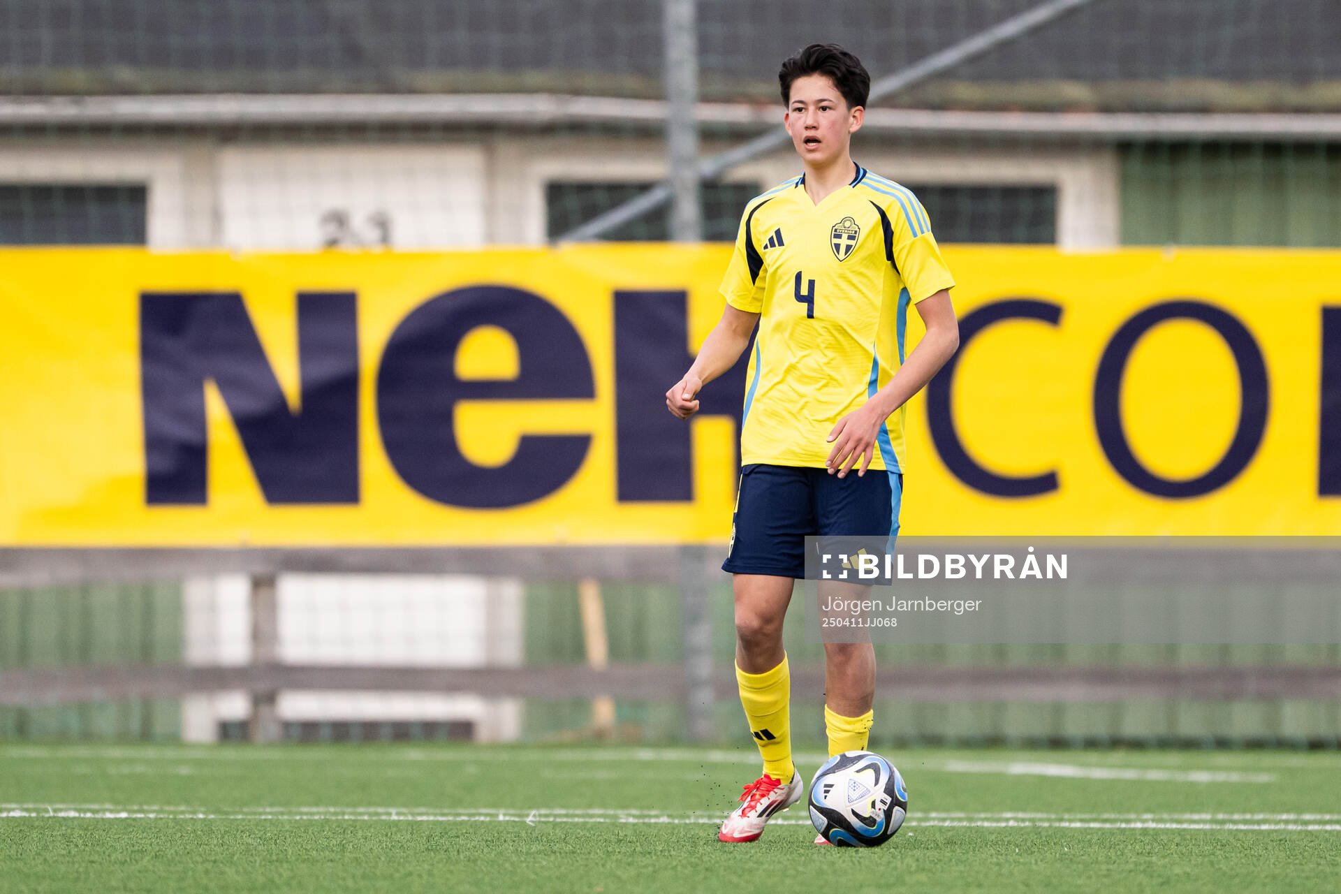 Jonatan Linde of Sweden