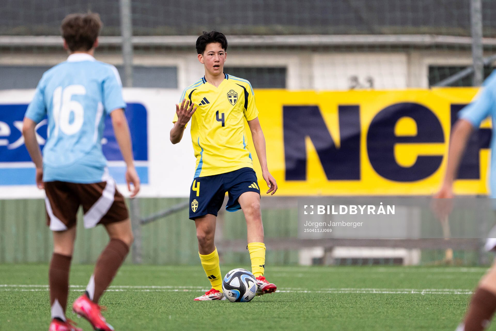 Jonatan Linde of Sweden