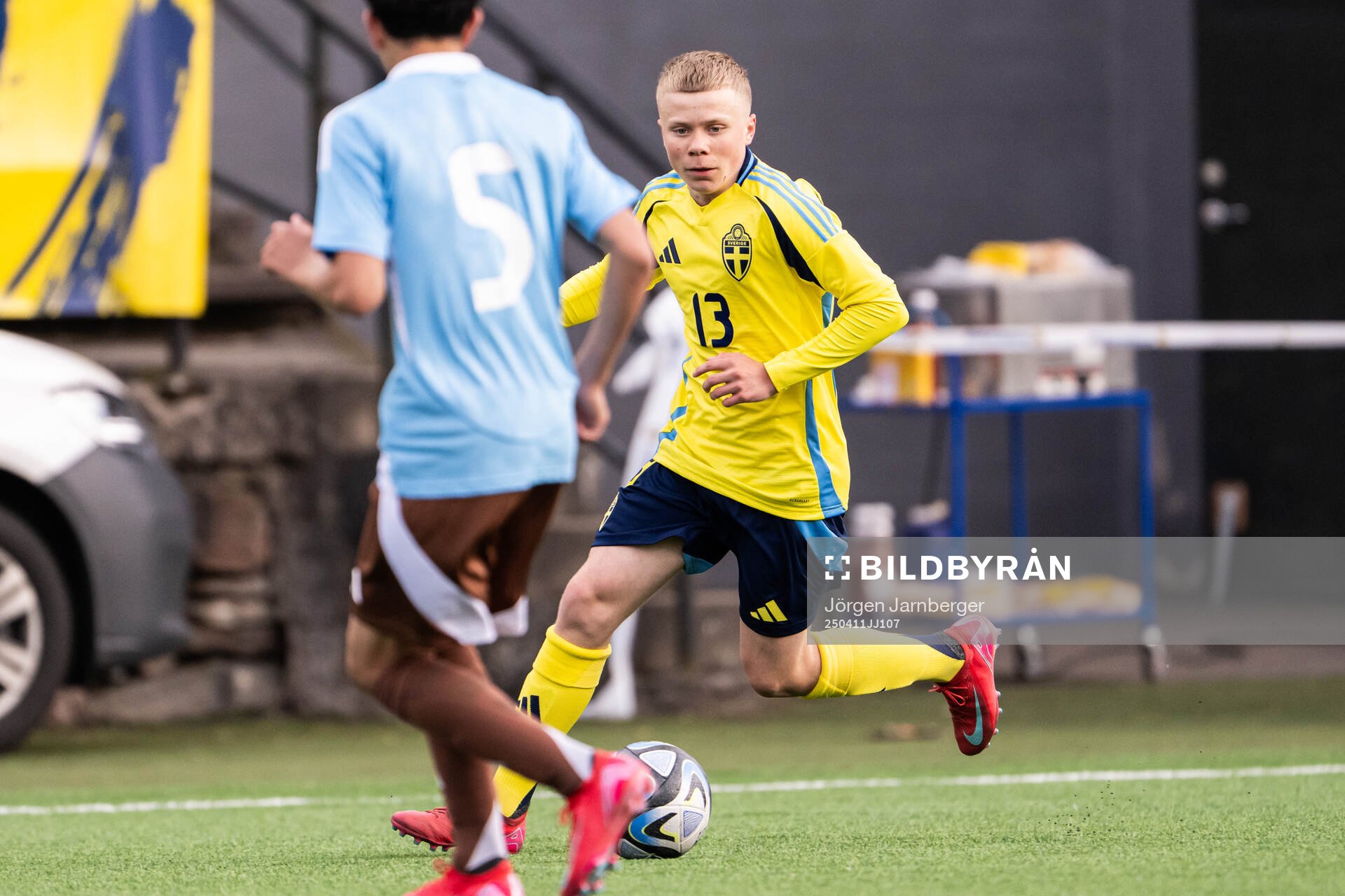 Mijo Johansson of Sweden