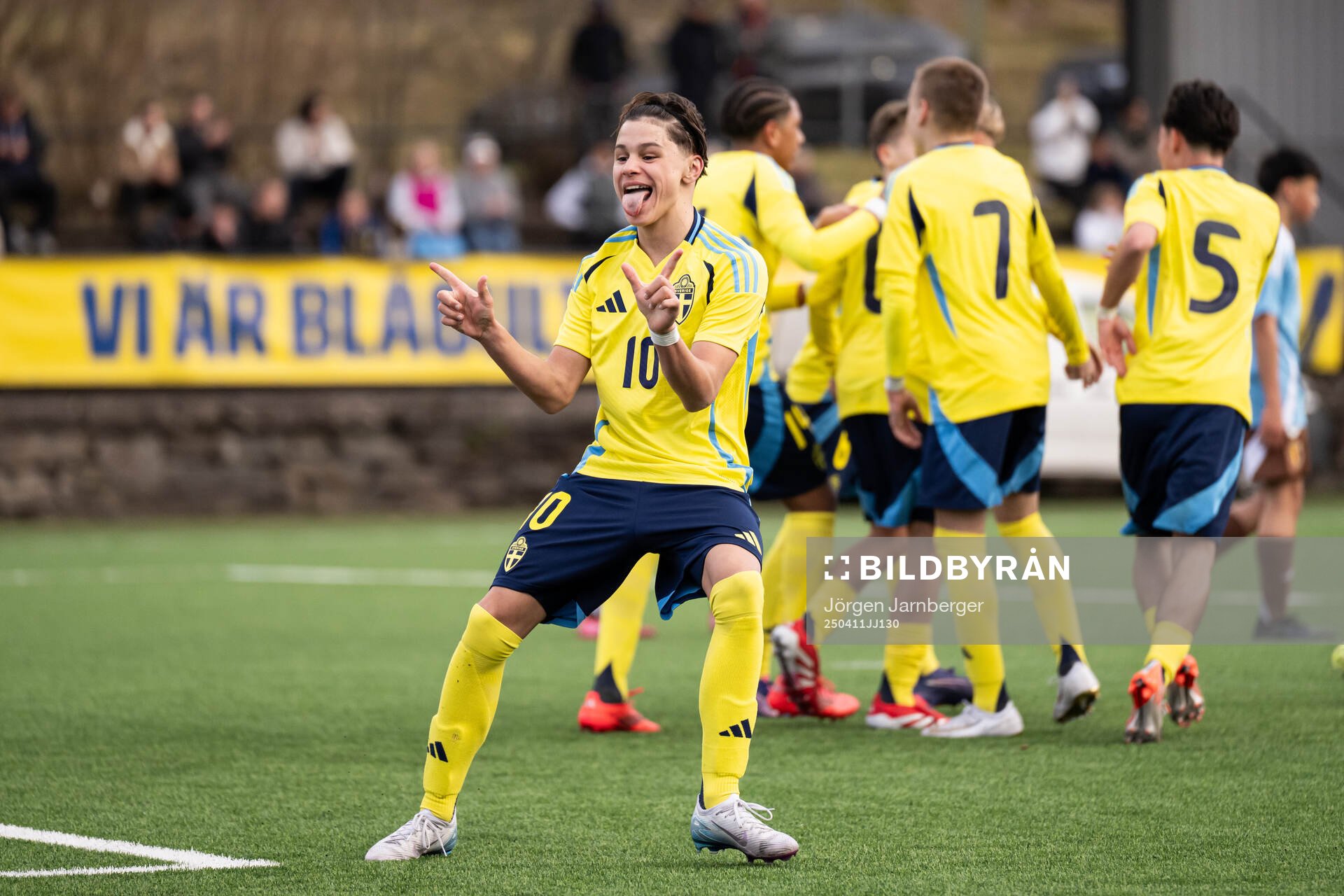 Alexander Erdogan of Sweden celebrates 1-1