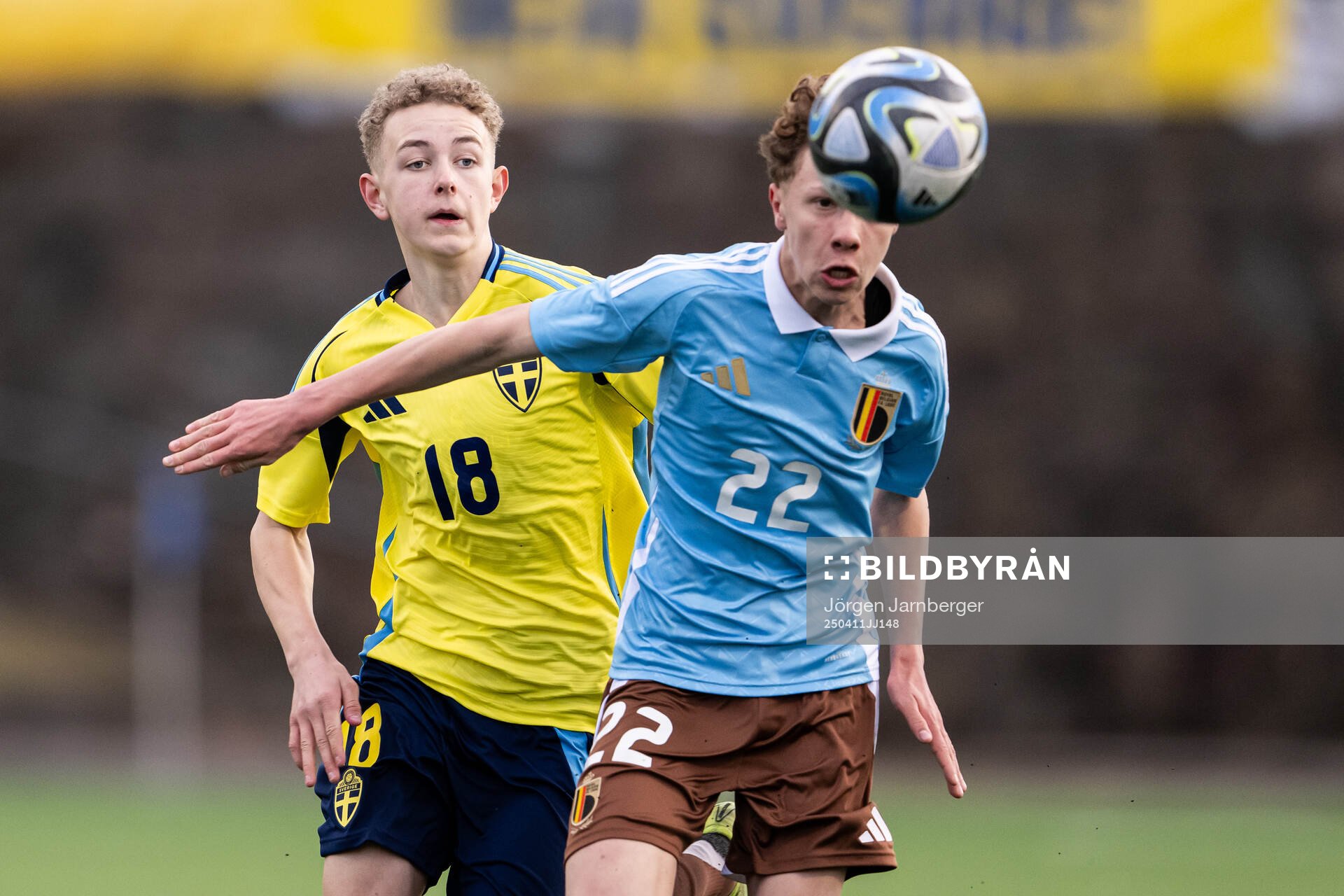 Sander Färlin of Sweden and Logan Cappoen of Belgium