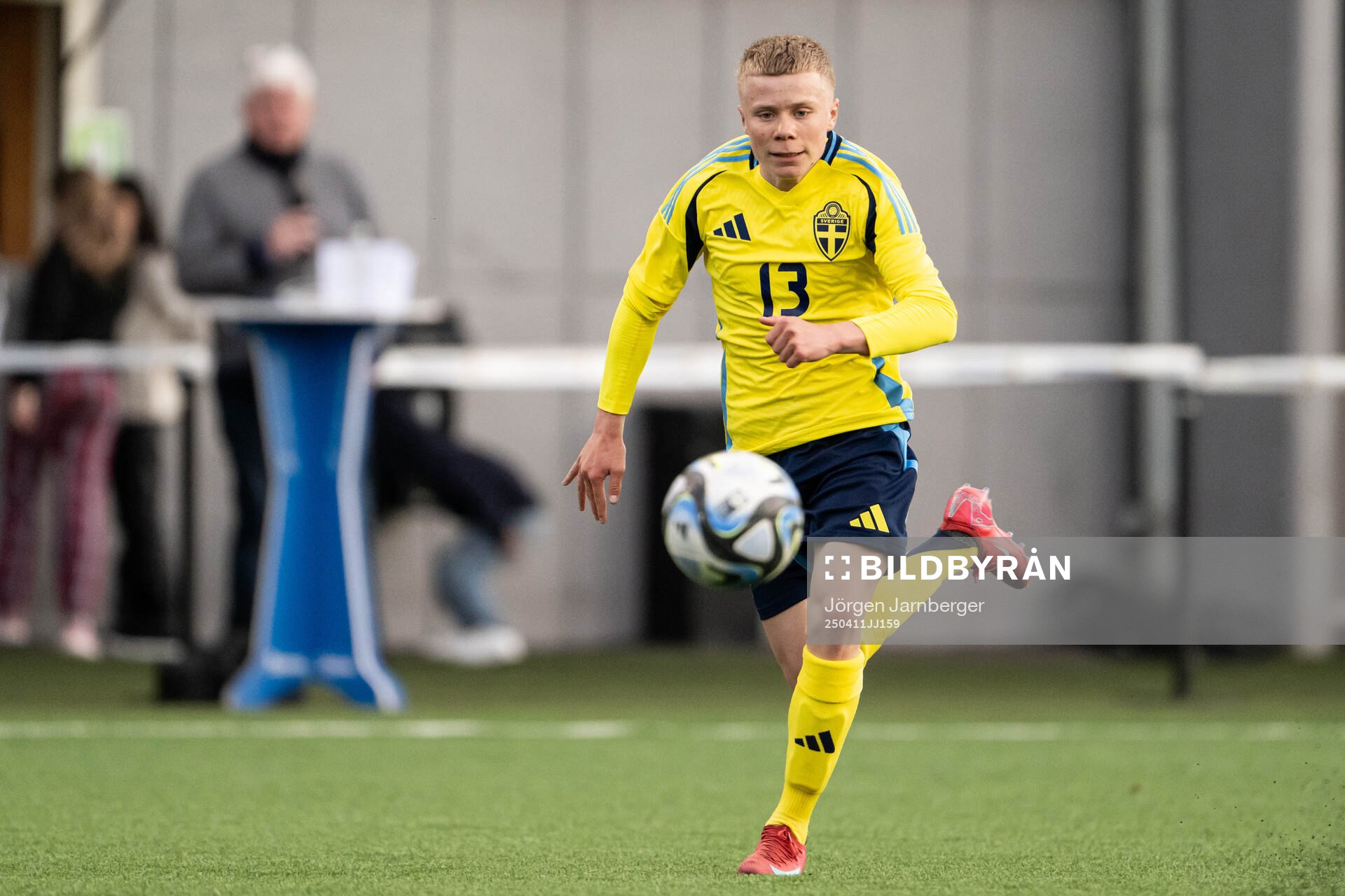 Mijo Johansson of Sweden