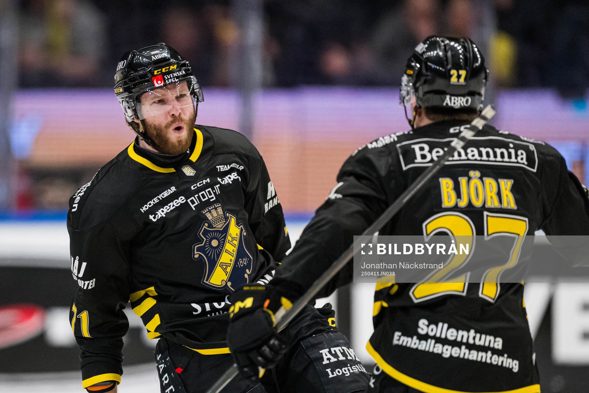 AIKs Lukas Zetterberg jublar
