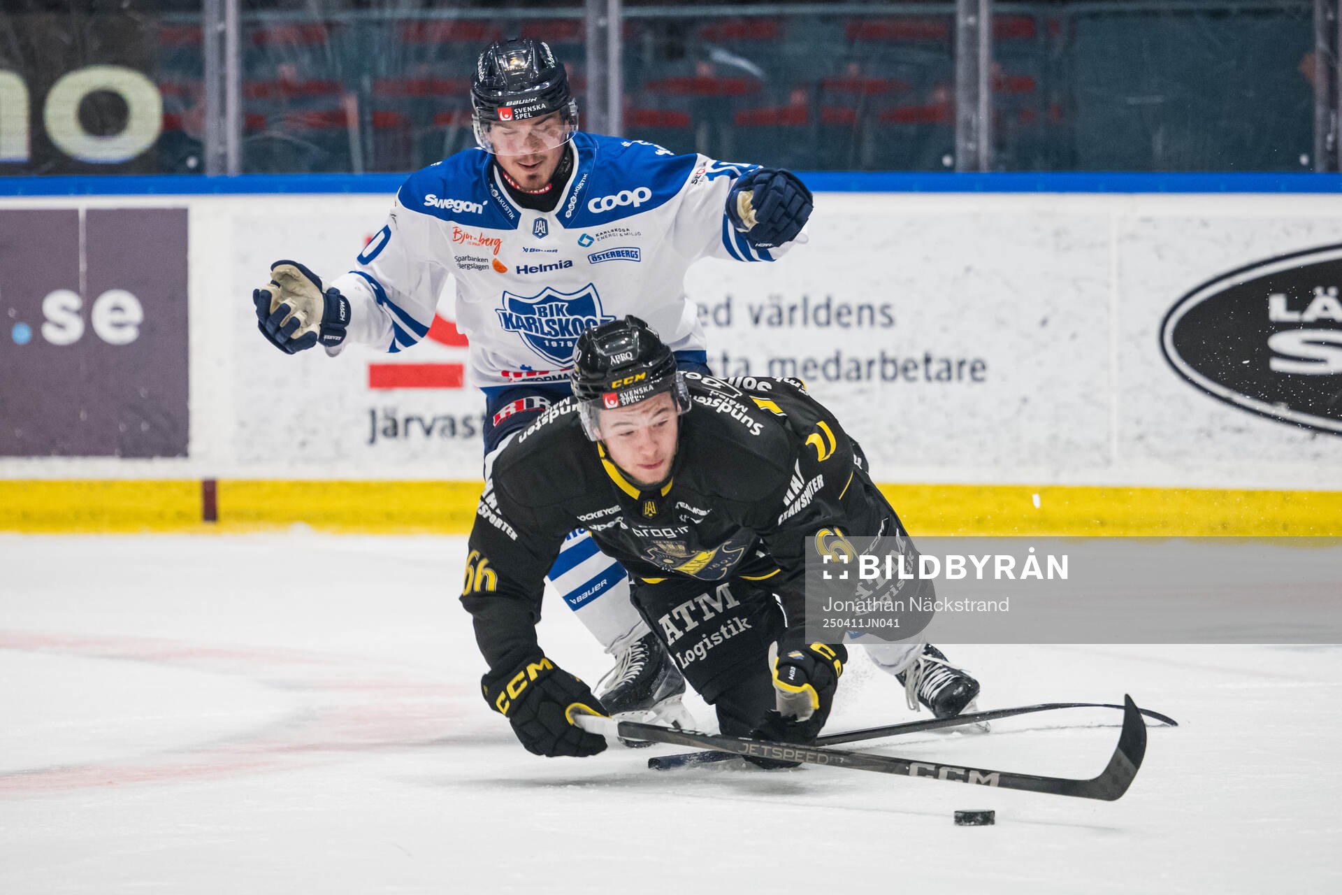 Karlskogas Alexander Ljungkrantz och AIKs Gustav Sjöqvist