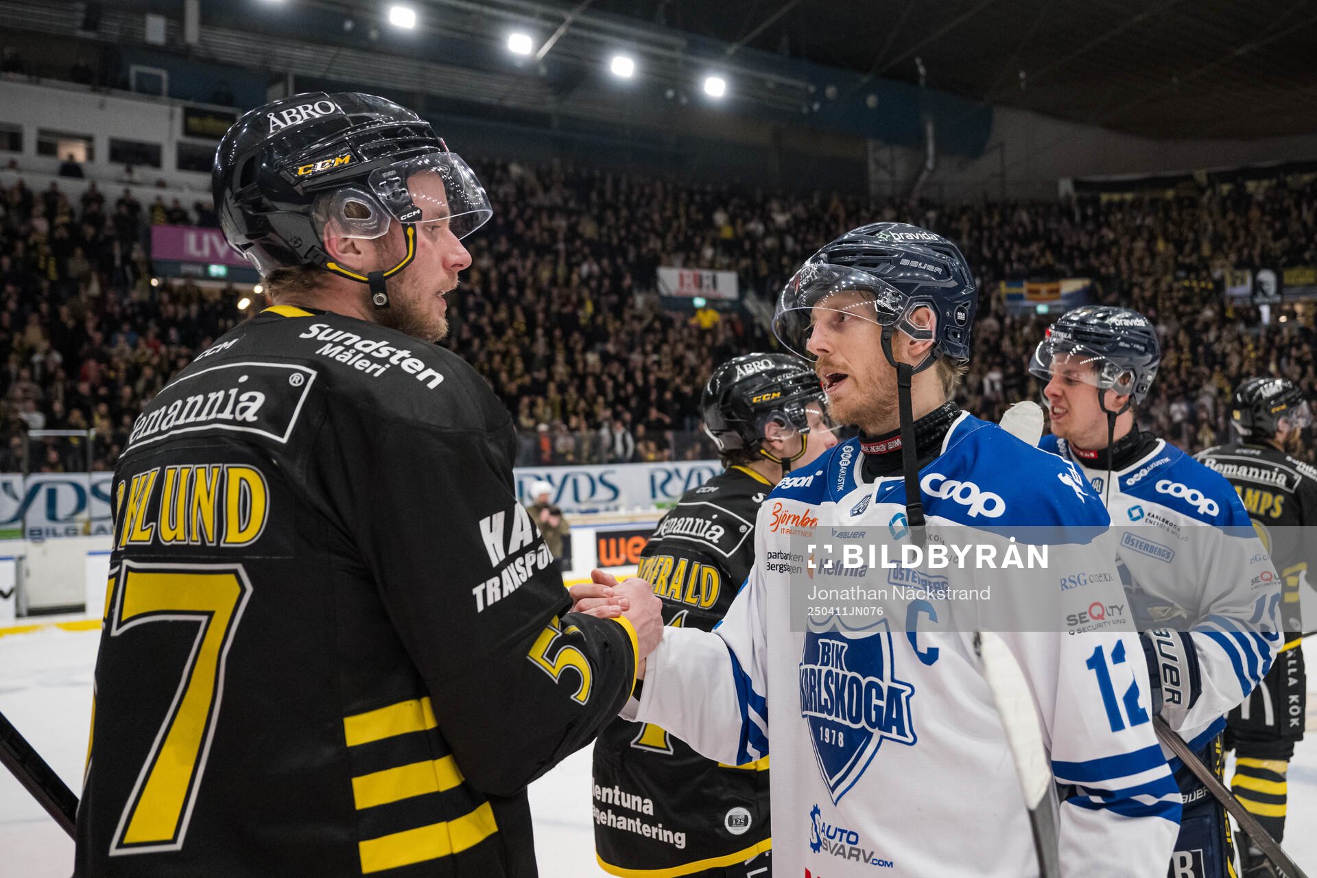 AIKs Alfred Barklund och Karlskogas Gustaf Thorell