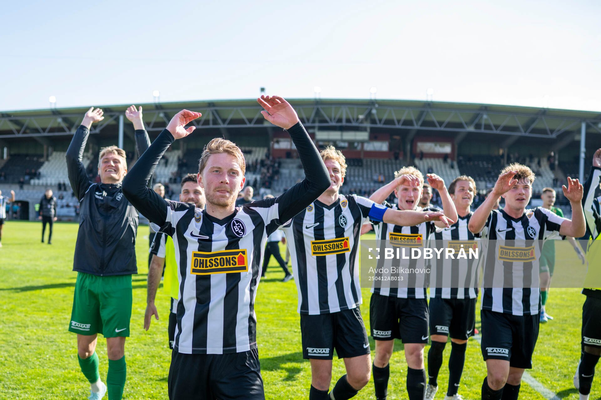Landskronas spelare jublar