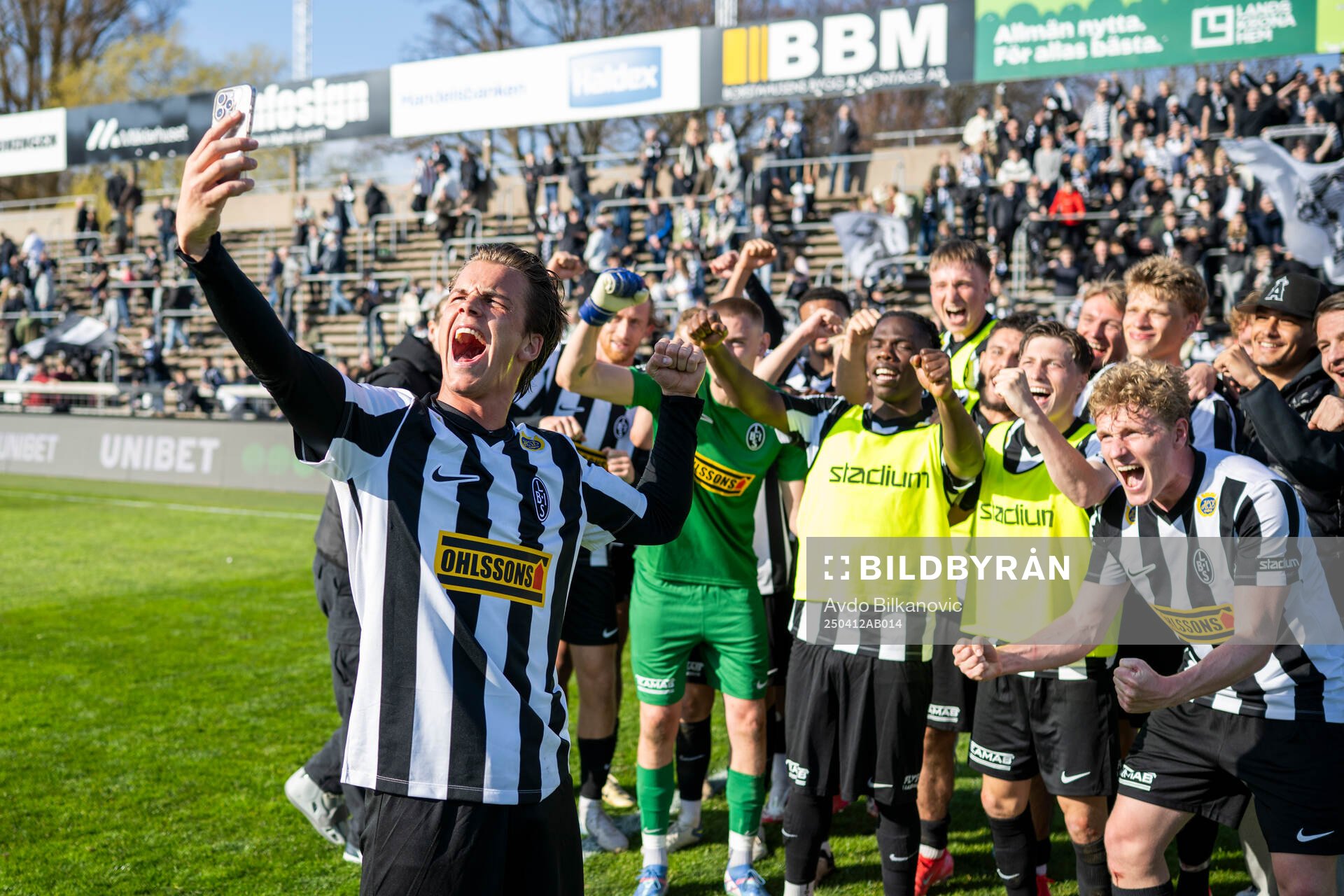 Landskronas spelare jublar