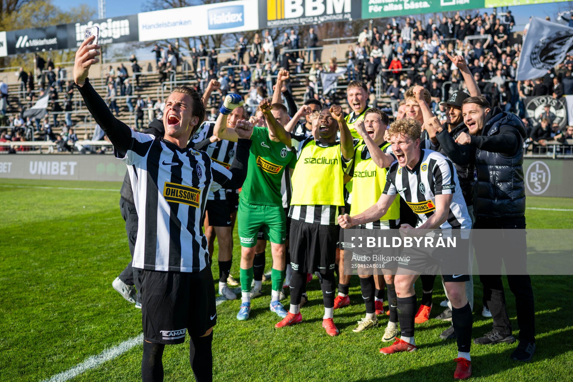 Landskronas spelare jublar