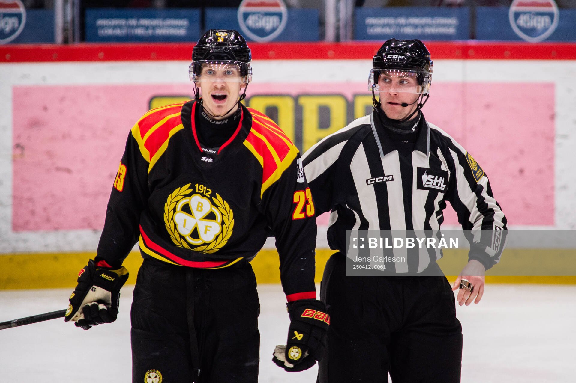 Brynäs Oskar Lindblom reagerar
