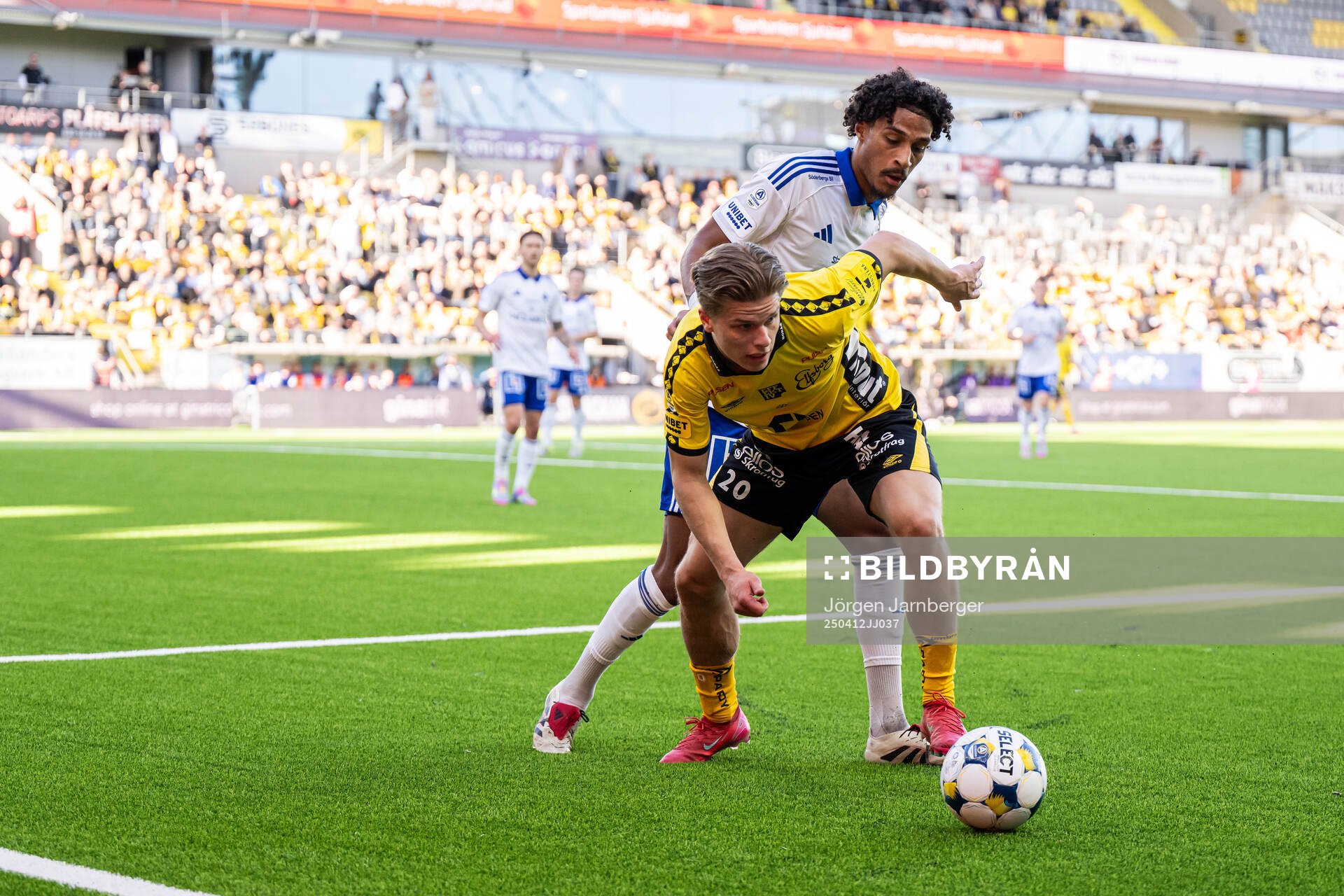 Elfsborgs Gottfrid Rapp och IFK Norrköpings Jesper Ceesay