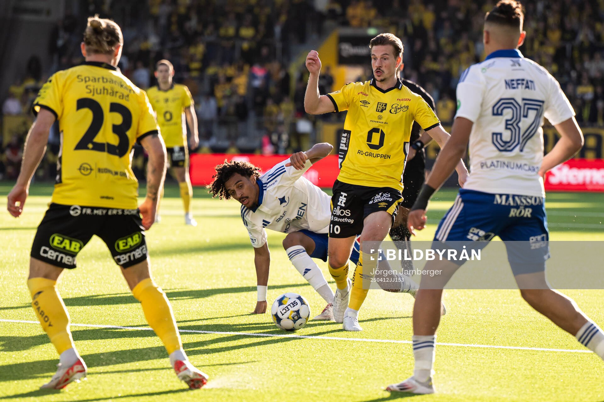 IFK Norrköpings Jesper Ceesay och Elfsborgs Simon Olsson