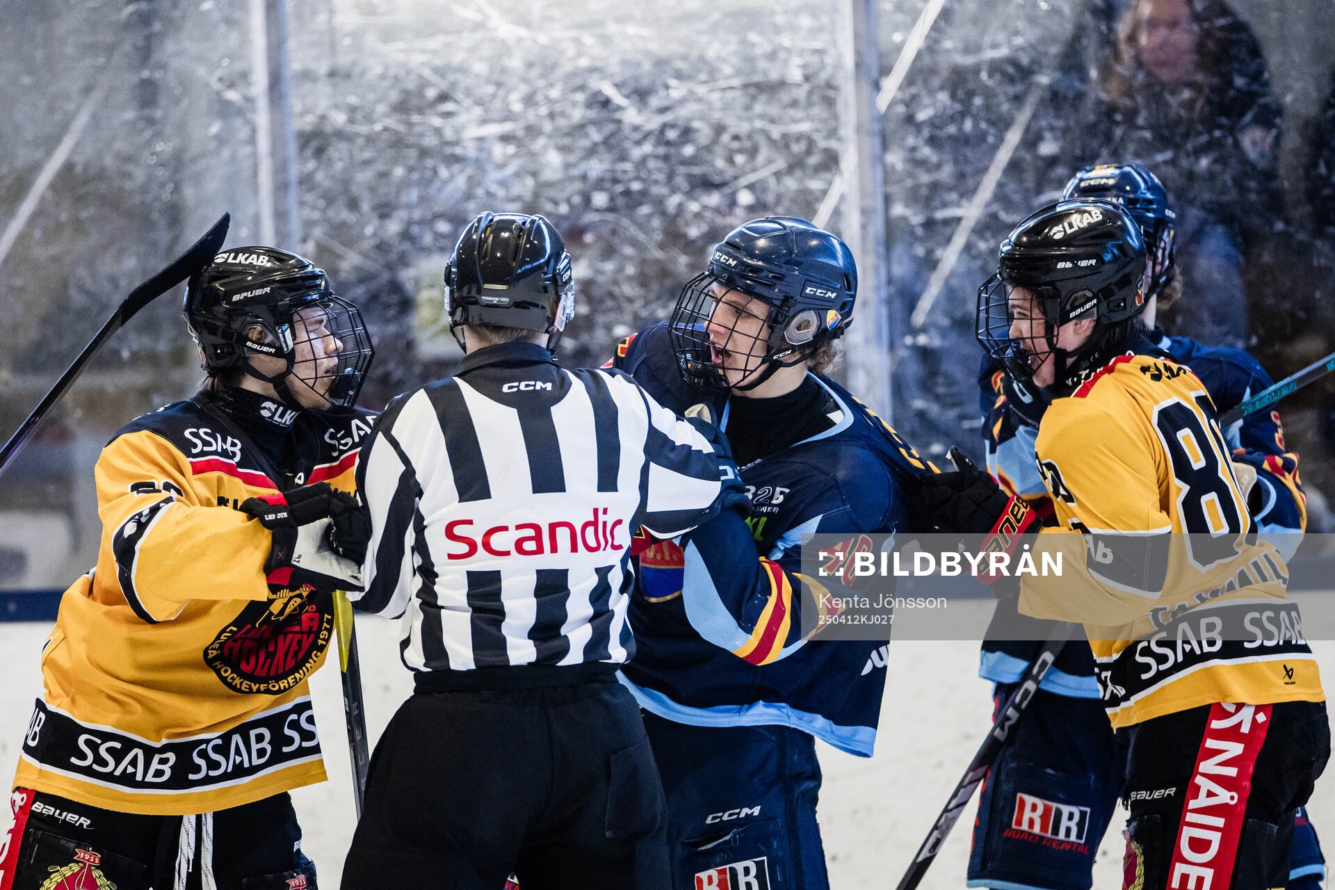 Luleås Casper Juustovaara Karlsson (v) och Vilmer