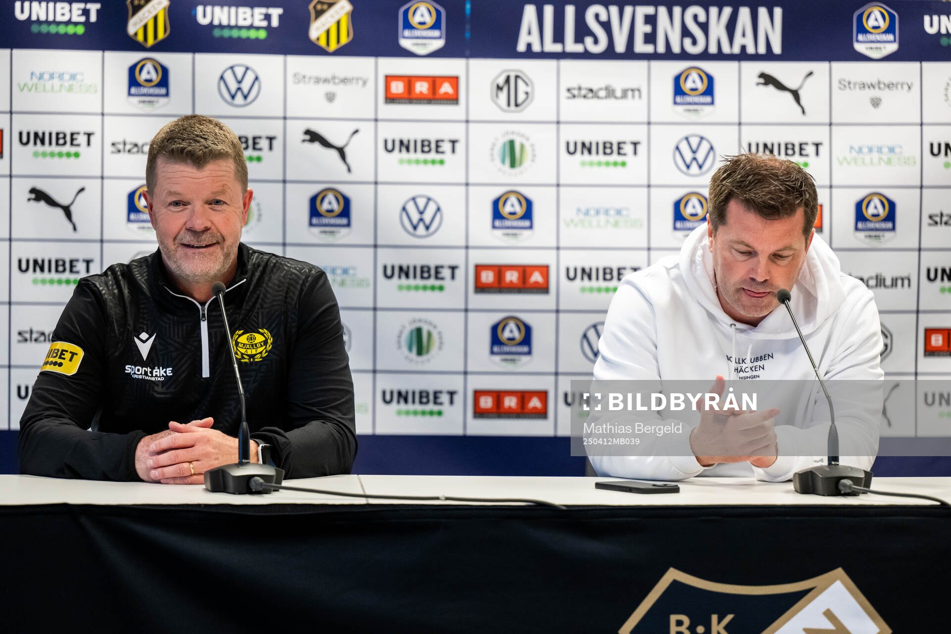 Mjällbys tränare Anders Torstensson och Häckens tränare