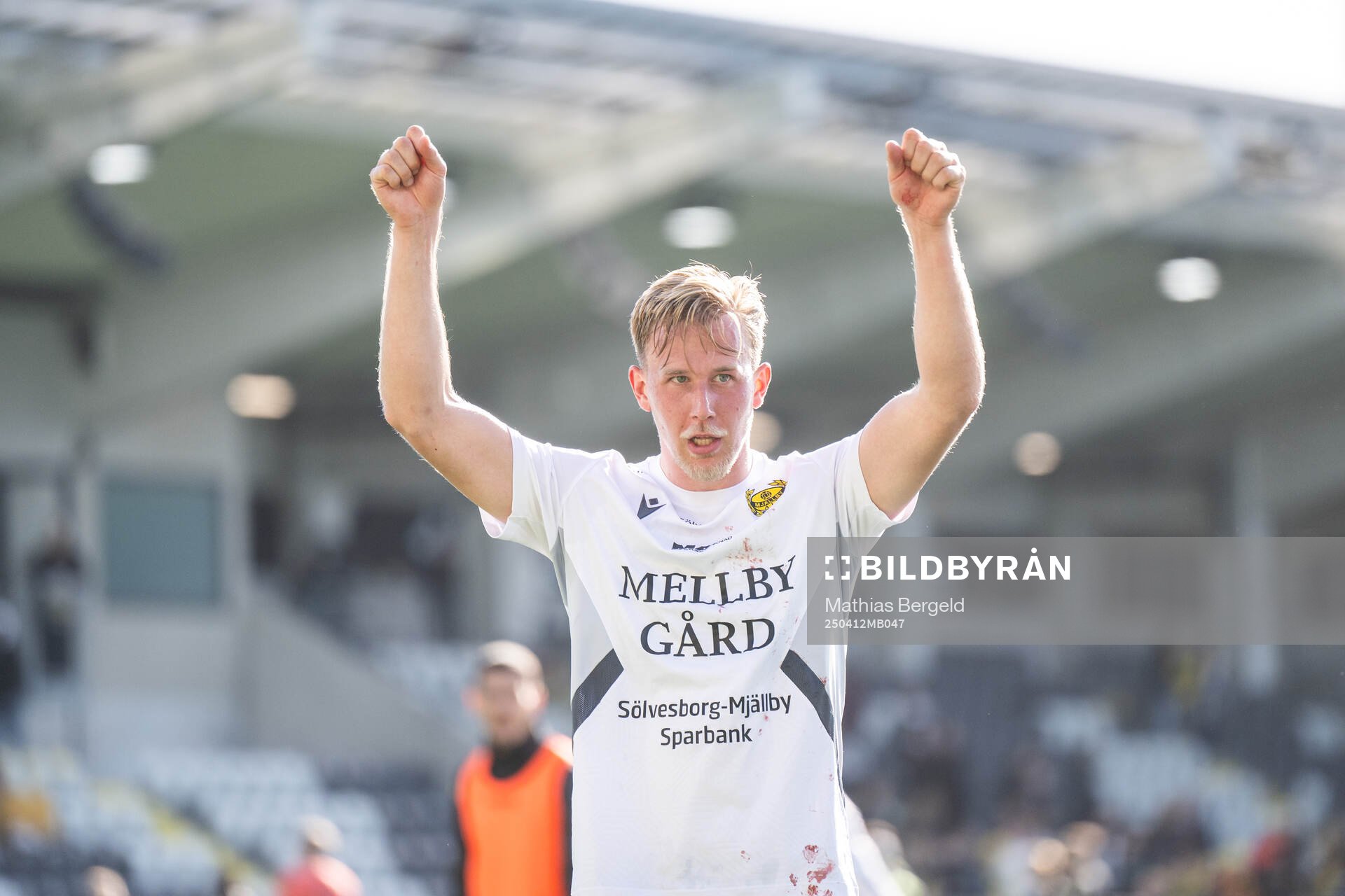 Mjällbys Herman Johansson jublar