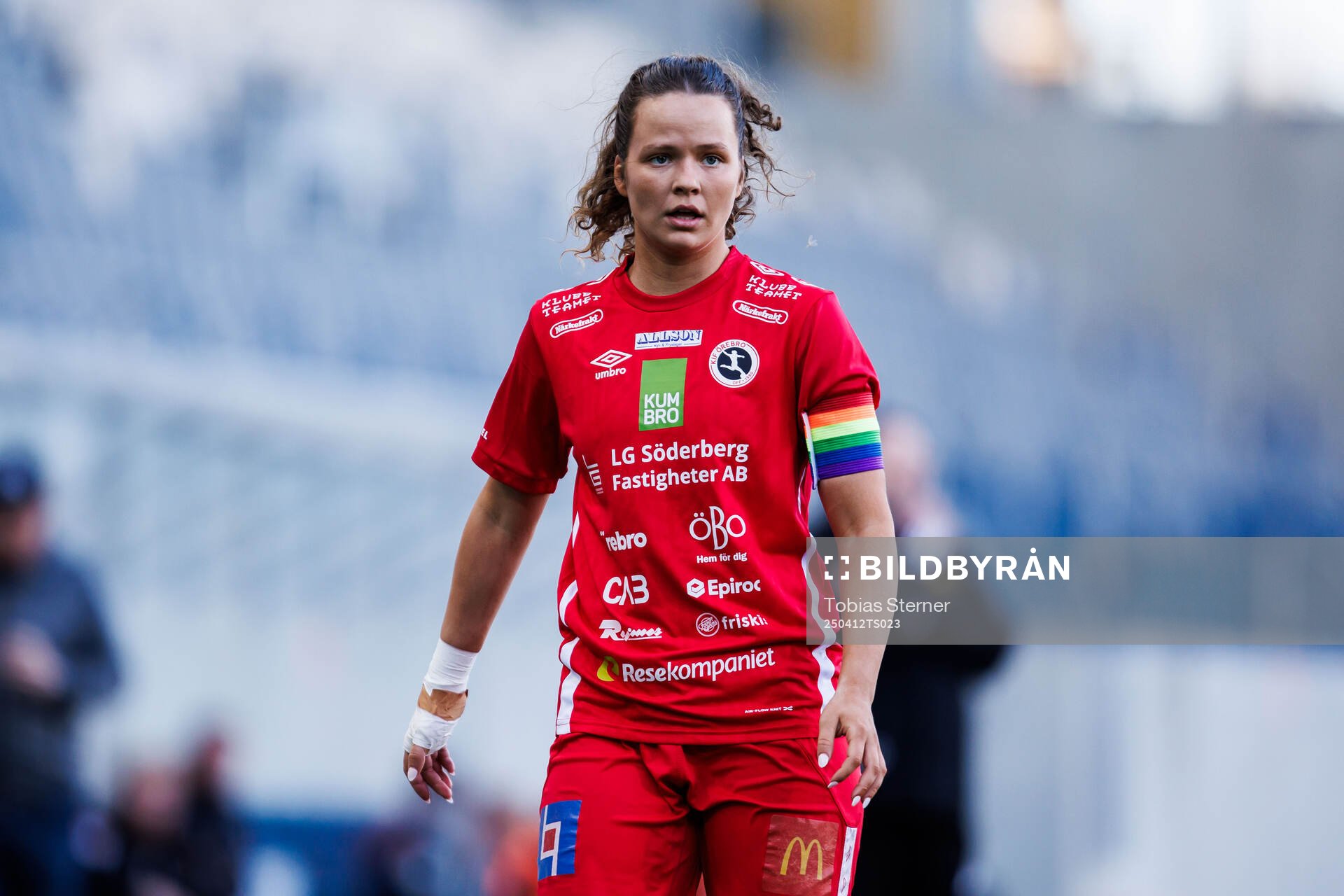 KIF Örebros Julia Walentowicz under fotbollsmatchen i Elitettan mellan Gamla Upsala och KIF Örebro den 12 april 2025 i Uppsala. 