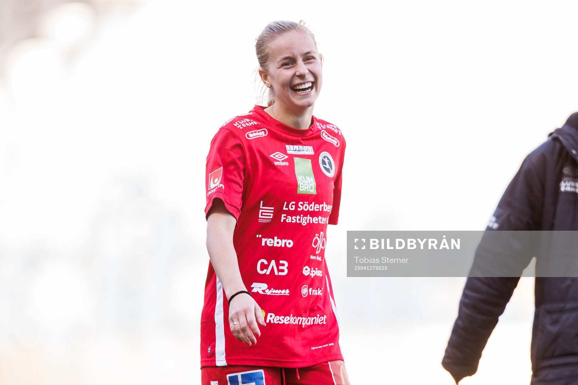 KIF Örebros Demi Pierre jublar