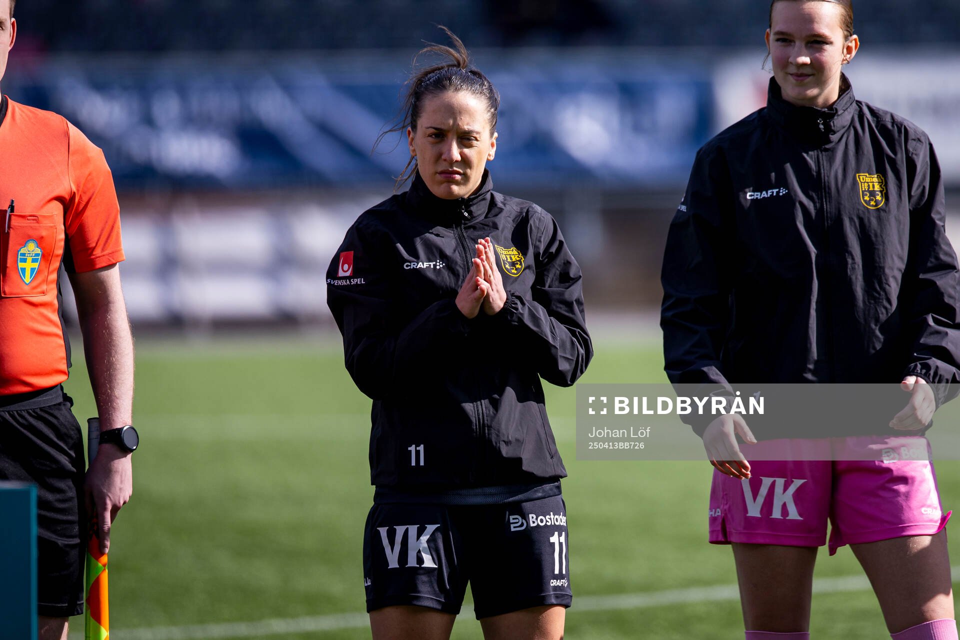 Umeås Alma Nygren innan fotbollsmatchen i Elitettan mellan Umeå och Elfsborg den 13 april 2025 i Umeå. 