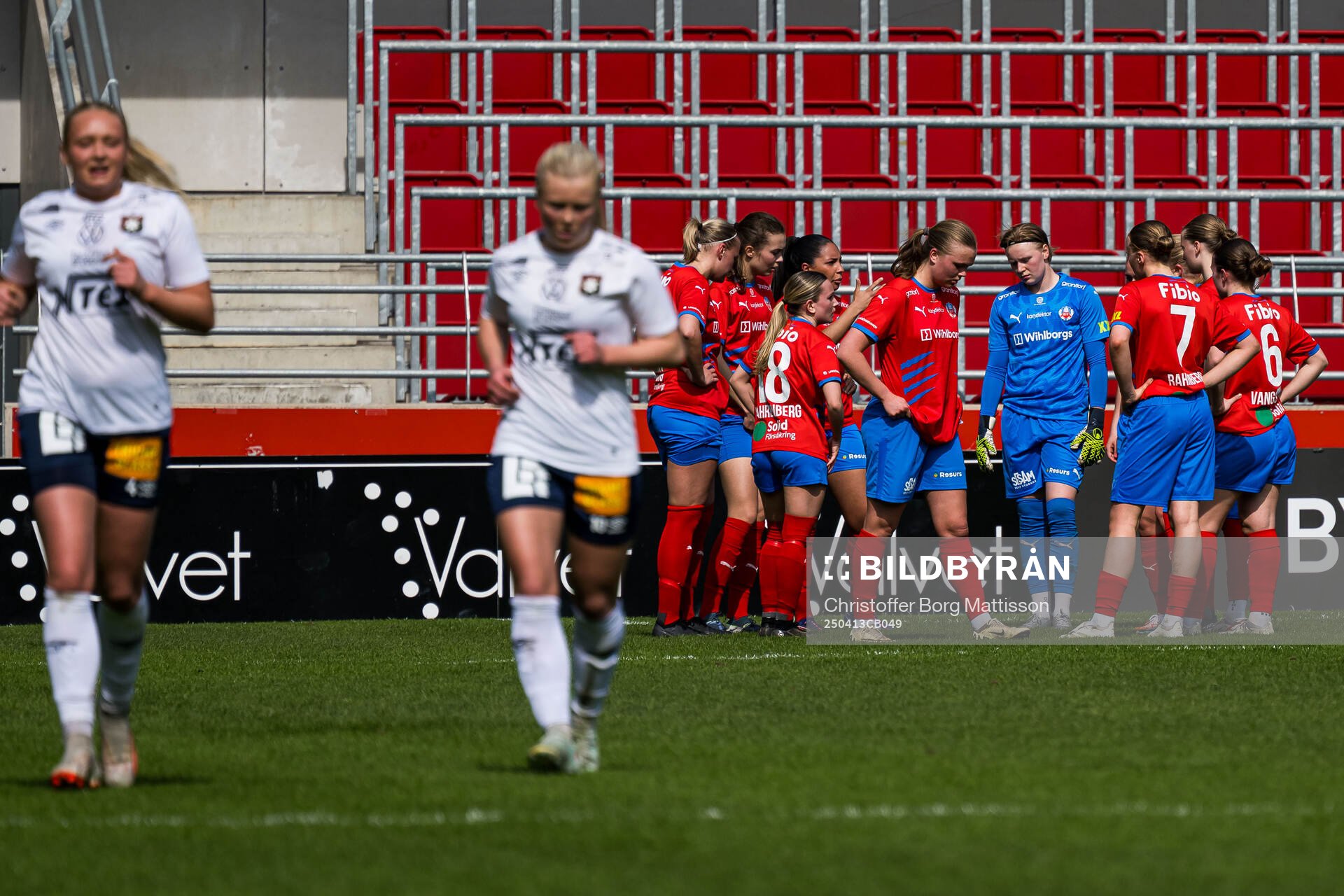 Helsingborgs målvakt Hannah Tegestål deppar