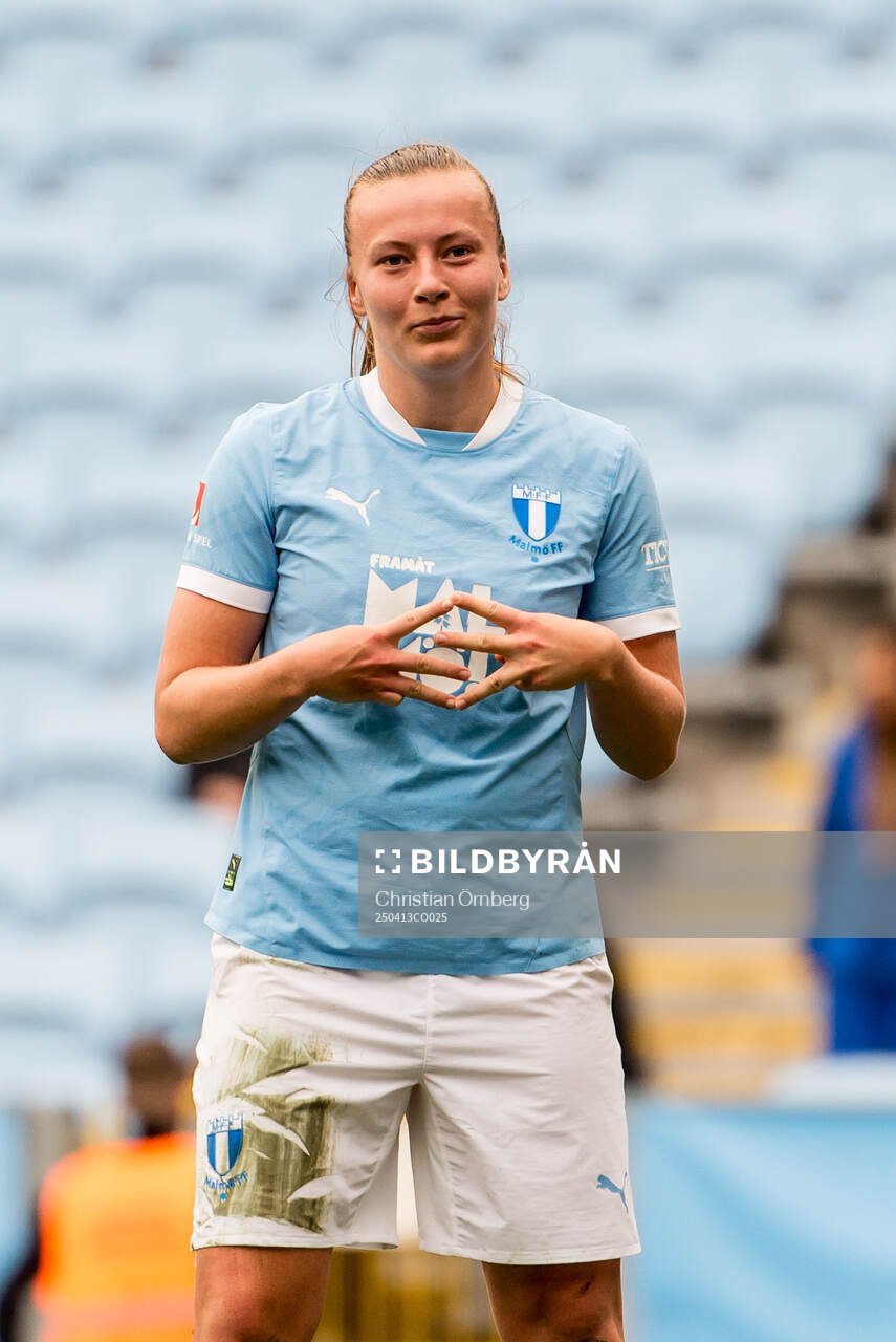 Malmö FFs Sara Kanutte Sørensen Fornes jublar