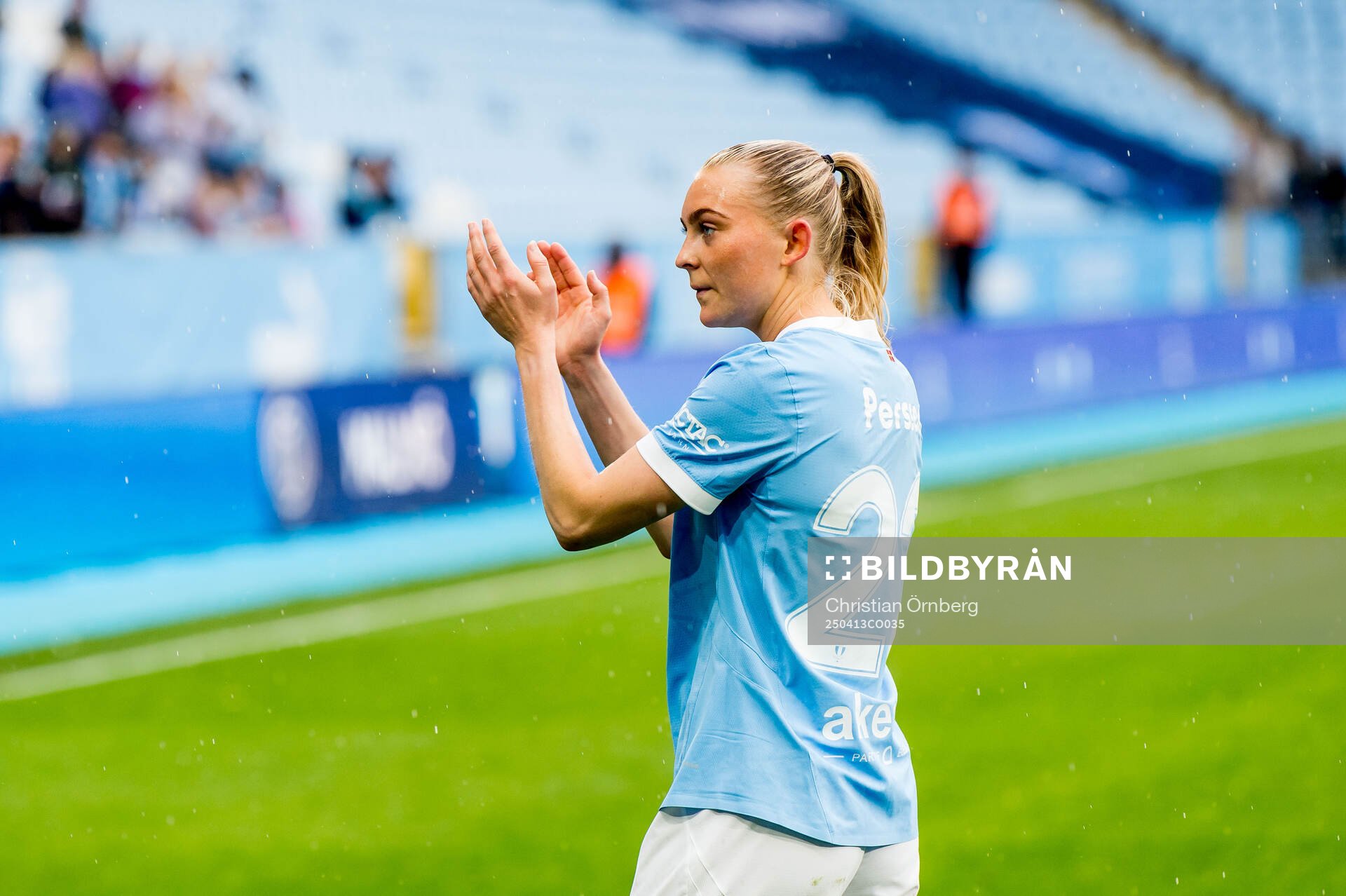 Malmö FFs Beatrice Persson jublar