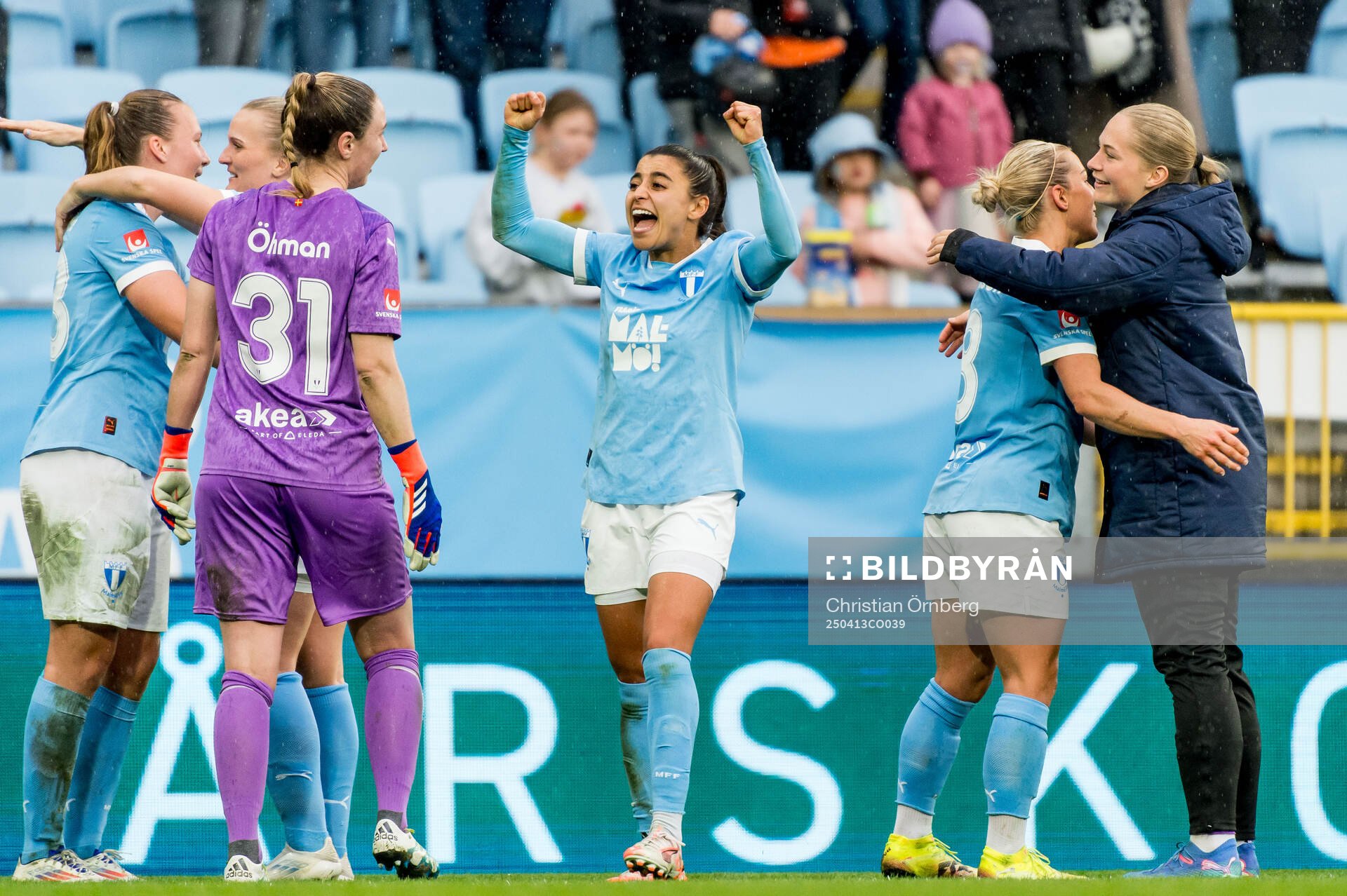 Malmö FFs Ines Belloumou jublar