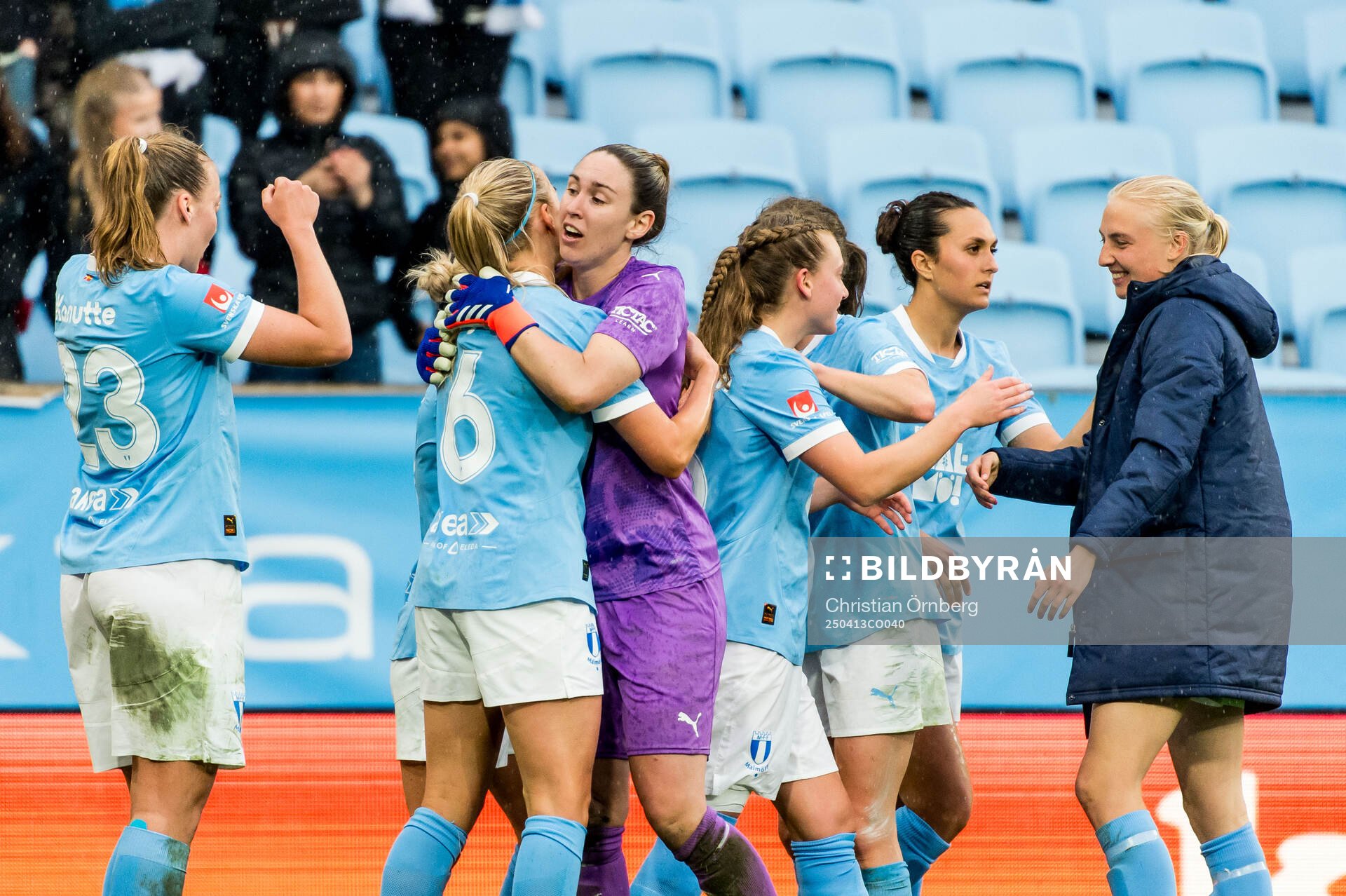 Malmö FFs målvakt Moa Öhman jublar