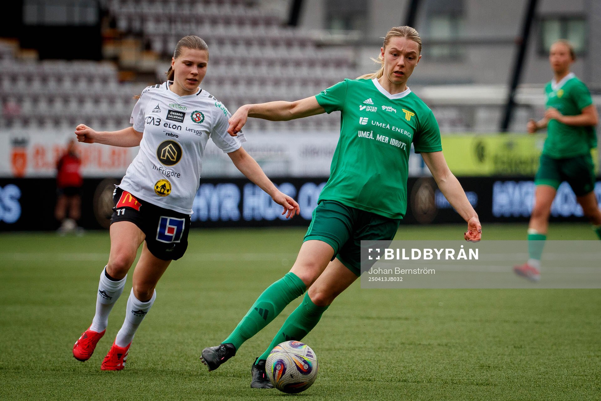 Örebro SKs Cornelia Karlsson och Team TGs Linn Lundgren