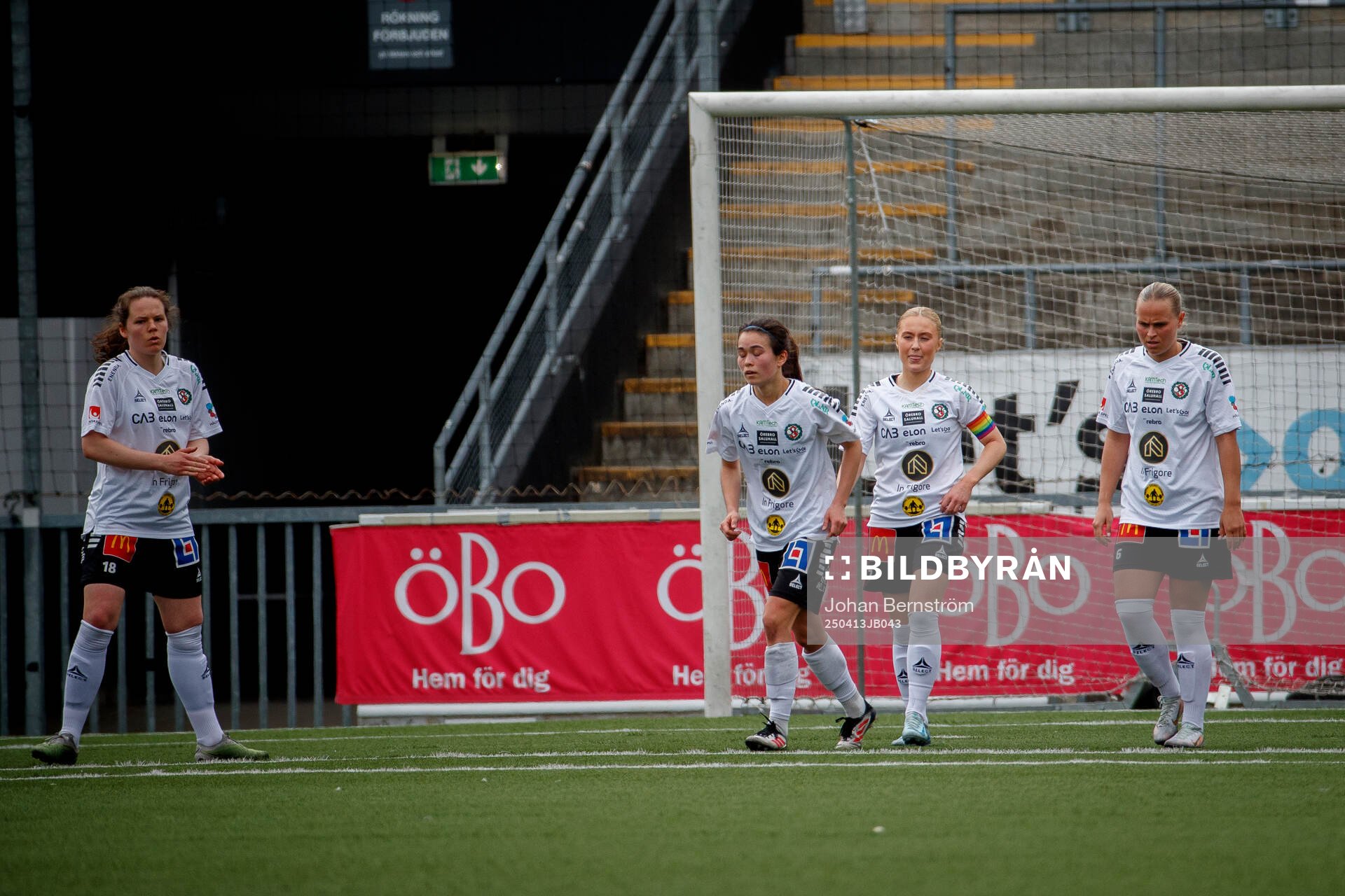 Örebro SKs Ida Ahlbom, Agnes Hedman, Nora Törngren och