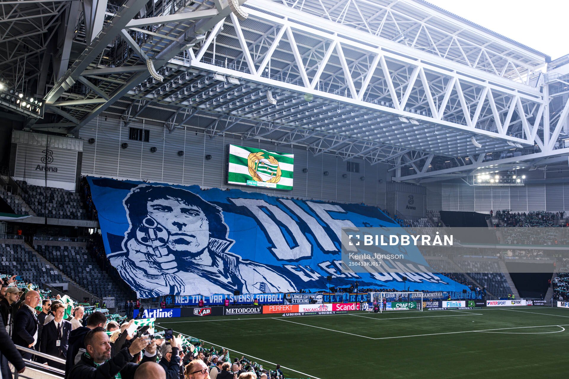 3Arena med ett tifo av Djurgårdens supportrar