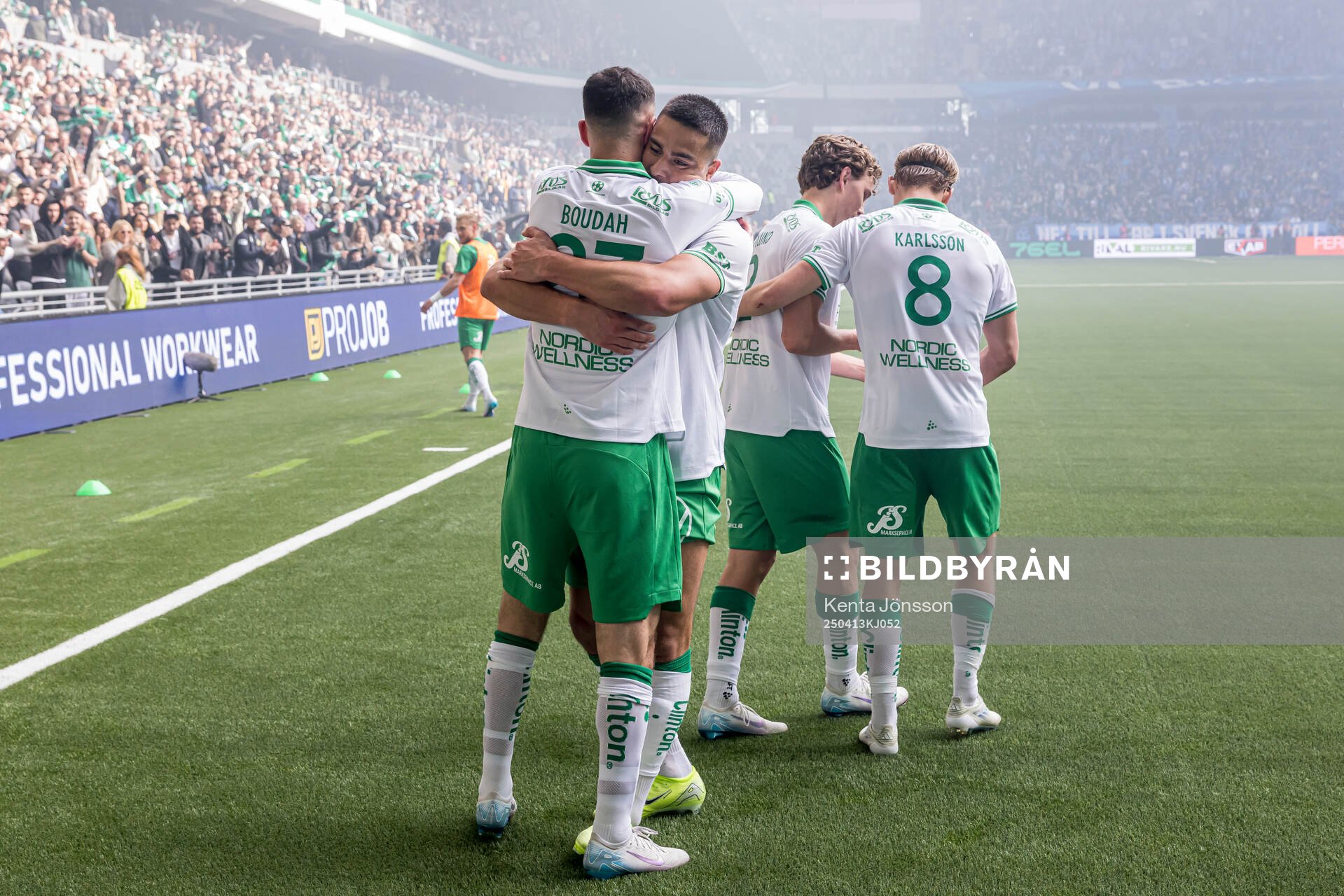 Hammarbys Abdelrahman Boudah Saidi jublar med Jusef Erabi